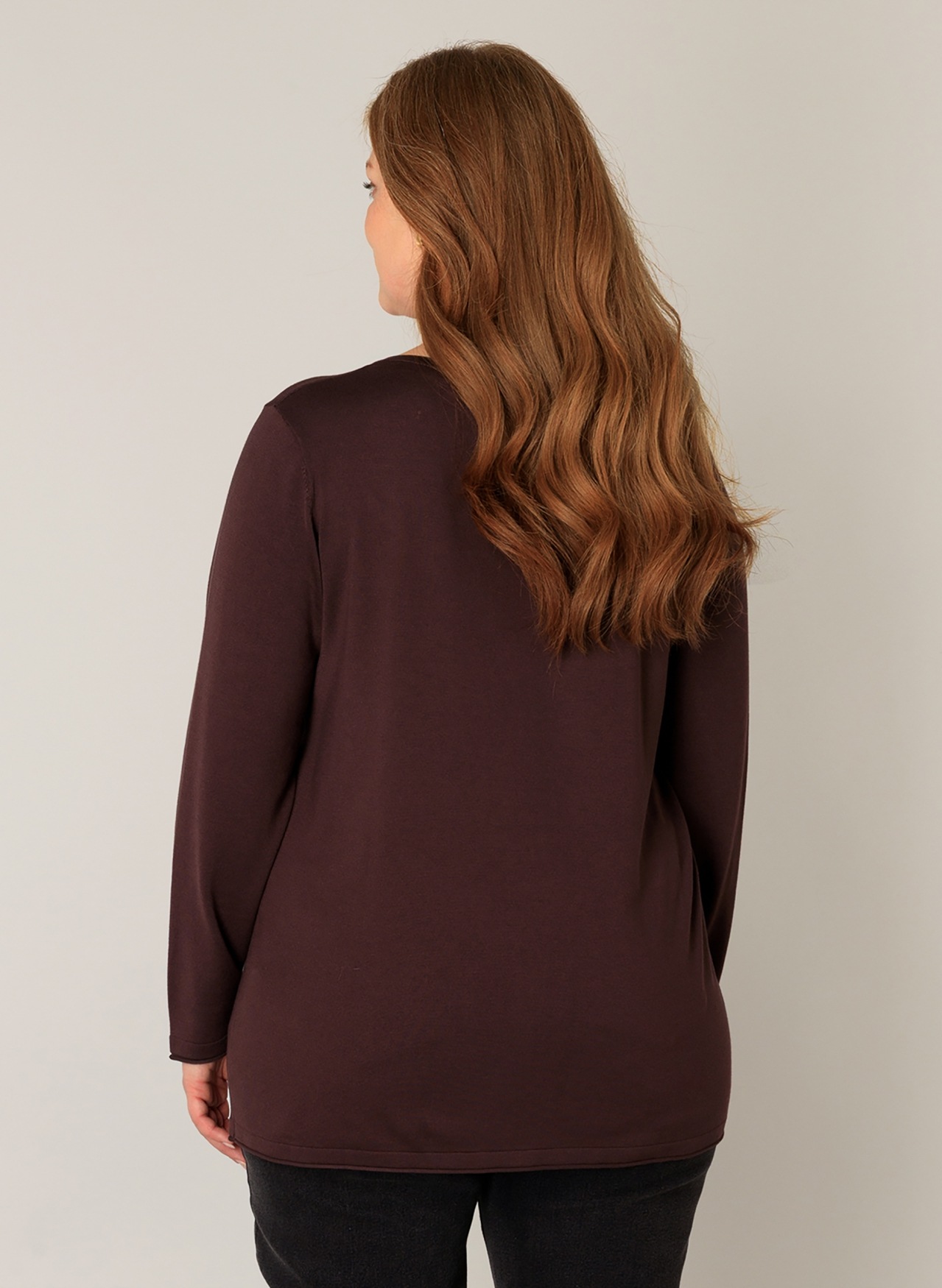 Base Level Curvy V-Ausschnitt-Pullover »Anine«, Pullover in weicher und formstabiler Qualität