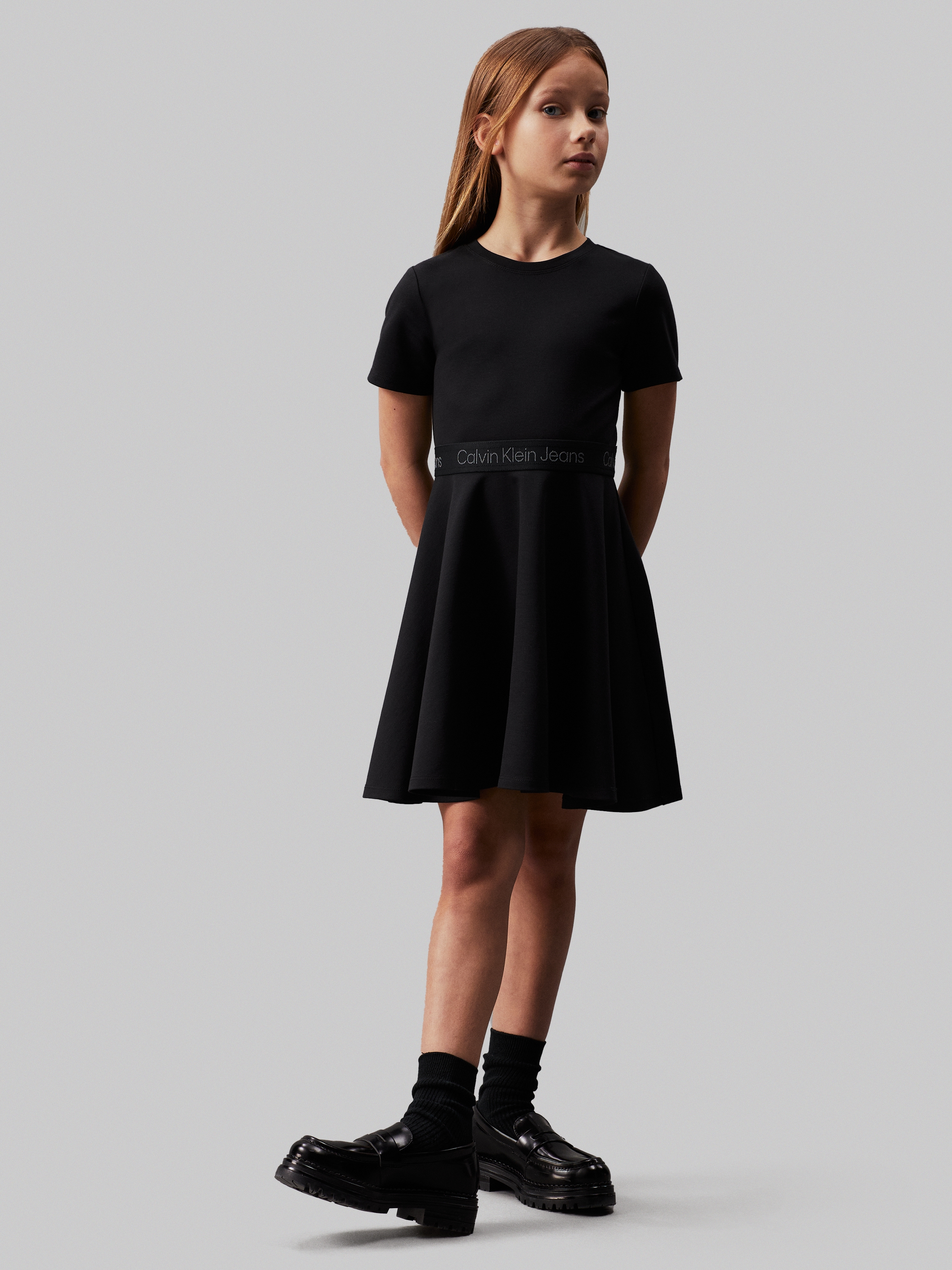 Jerseykleid »PUNTO TAPE FIT FLARE SS DRESS«, für Kinder bis 16 Jahre