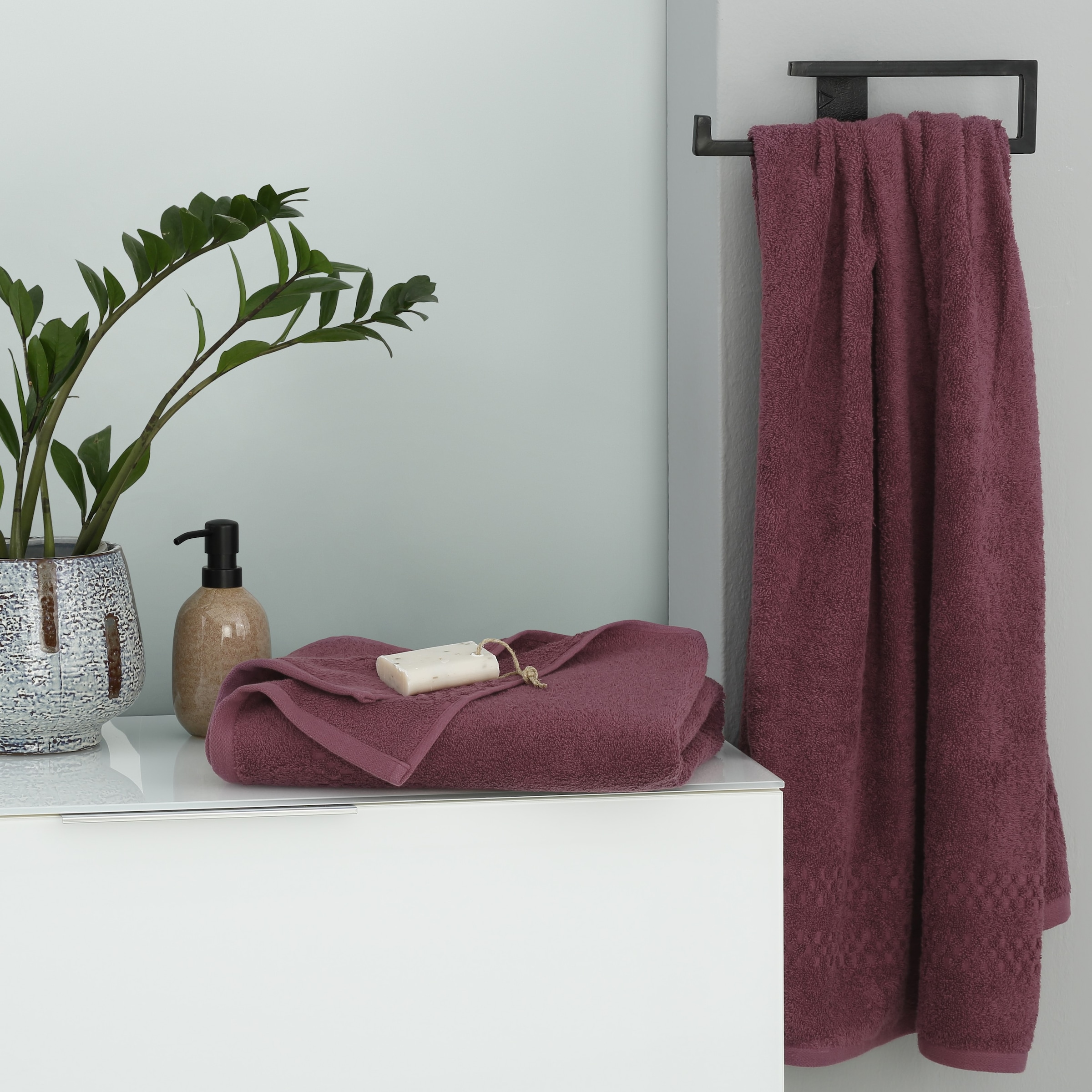 my home Duschtücher »Regona, Duschtücher (70x140cm), flauschig und weich, 500 gr/m²«, (Set, 2 St.), Premium Handtücher mit Bordüre, Handtuch-Set, 100% Baumwolle