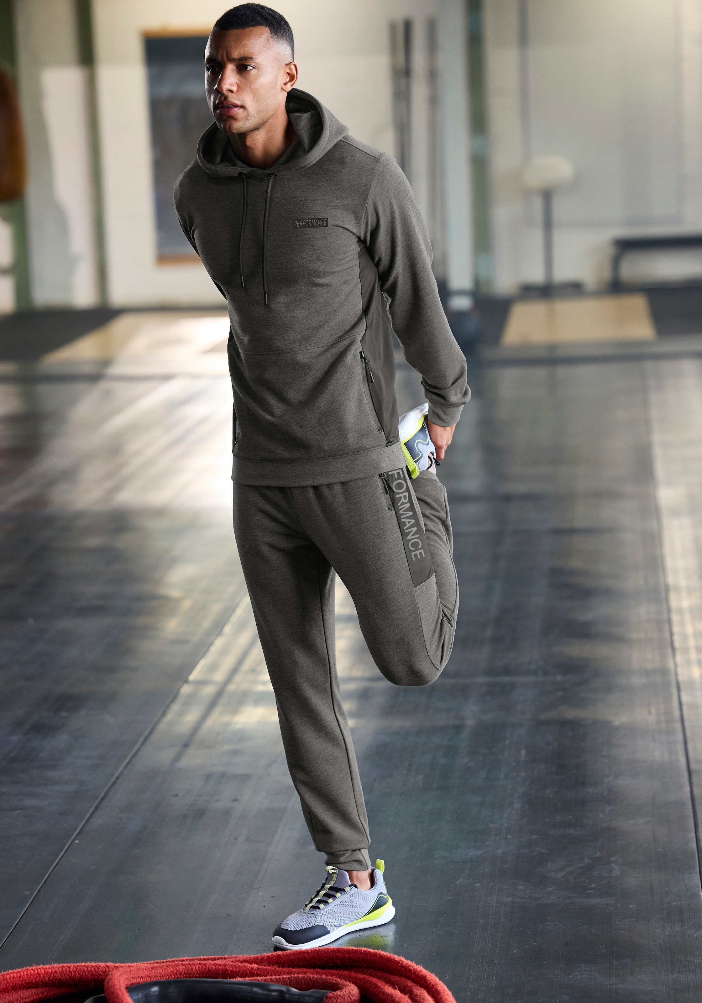 AUTHENTIC LE JOGGER Kapuzenpullover »- Sport-Hoodie«, melierte Optik, mit Reissverschlusstasche