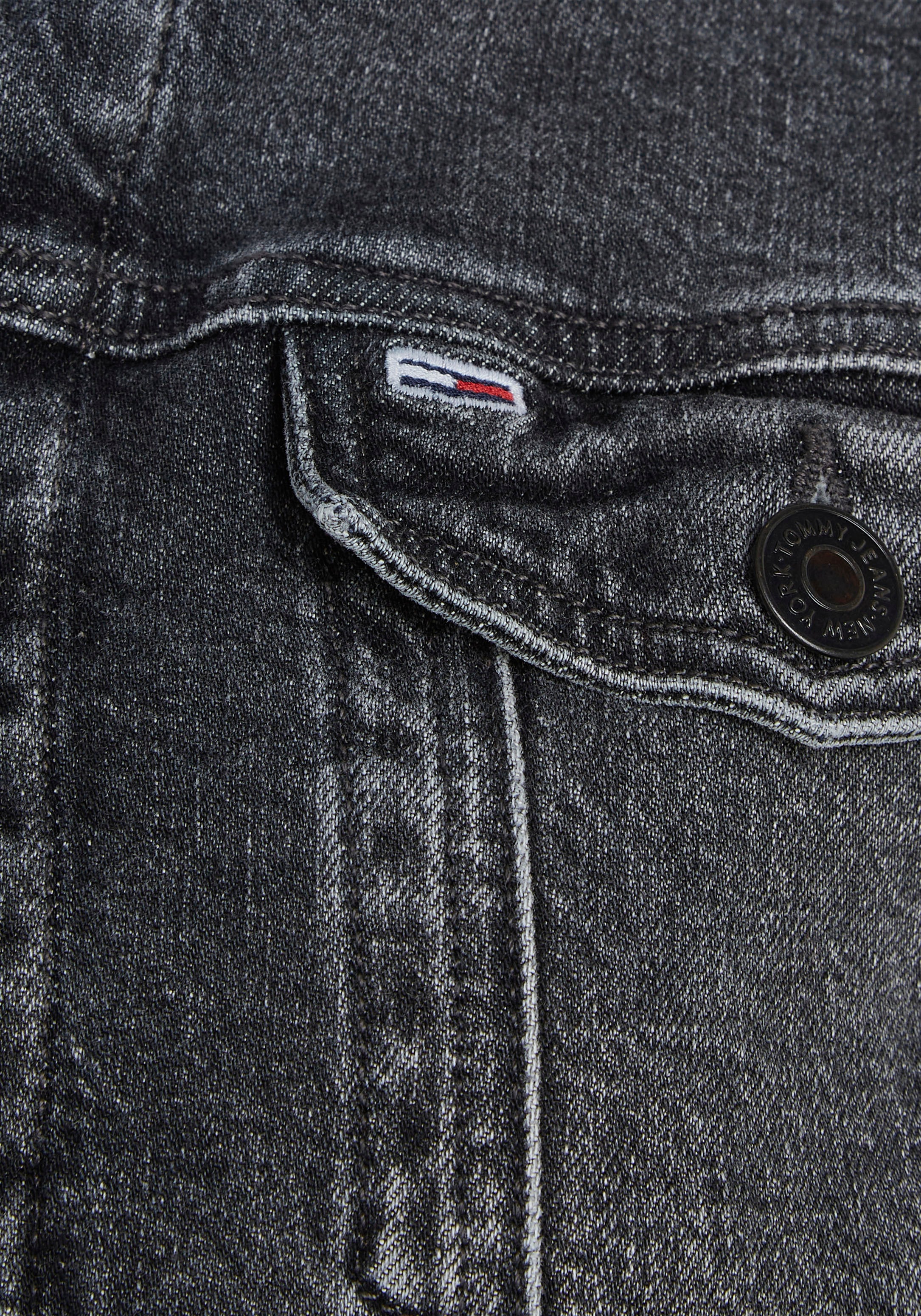 Kontrastband dezentem Tommy Krageninneren | Blusenkleid DRESS«, am Jelmoli-Versand CHAMBRAY BADGE SS mit Jeans »TJW online kaufen