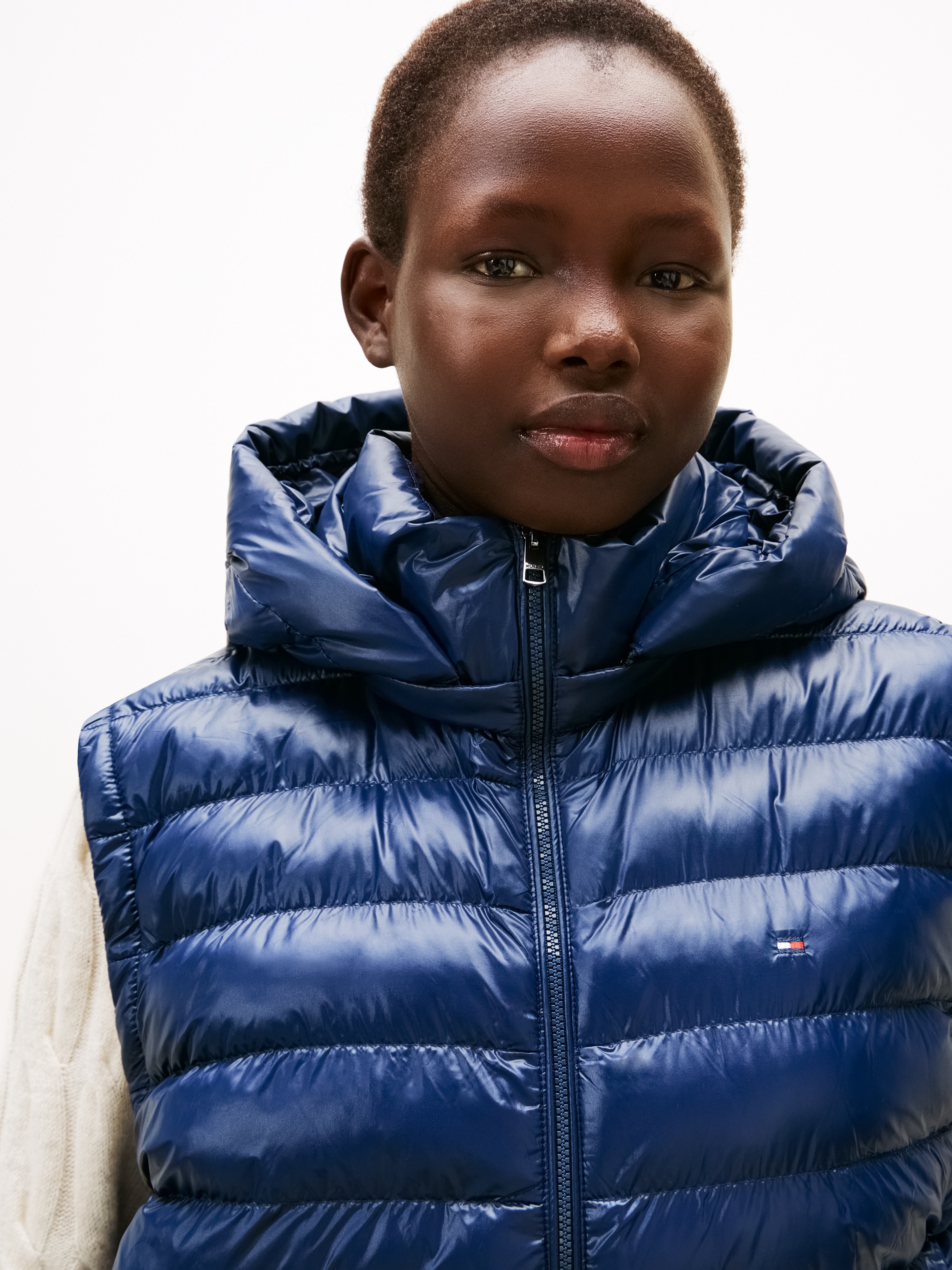 Tommy Hilfiger Curve Steppweste »CRV LW PADDED SLIM VEST«, in grossen Grössen, mit Kapuze