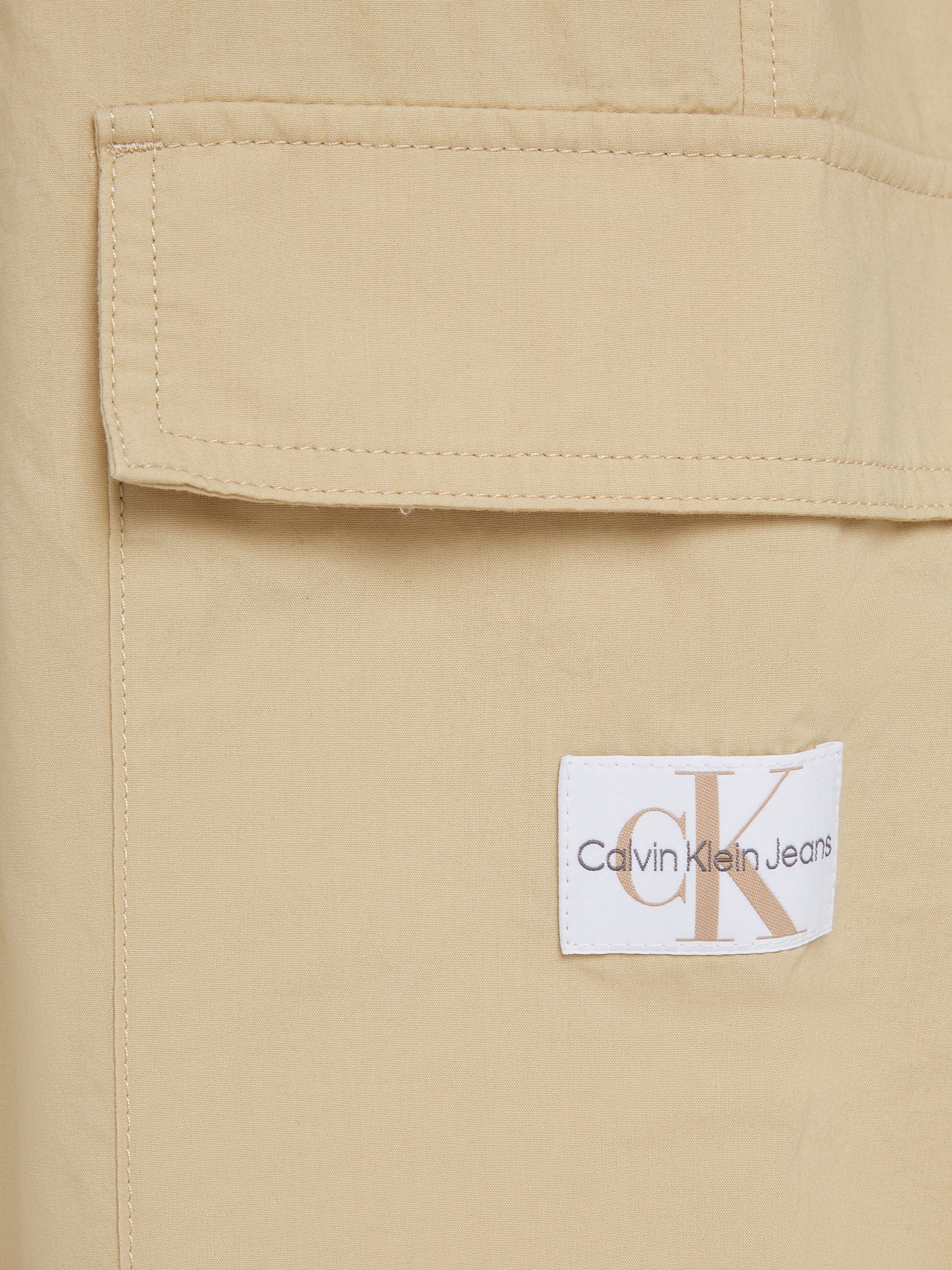 Calvin Klein Jeans Cargohose »COTTON UTILITY CARGO PANTS«, mit Logoprägung