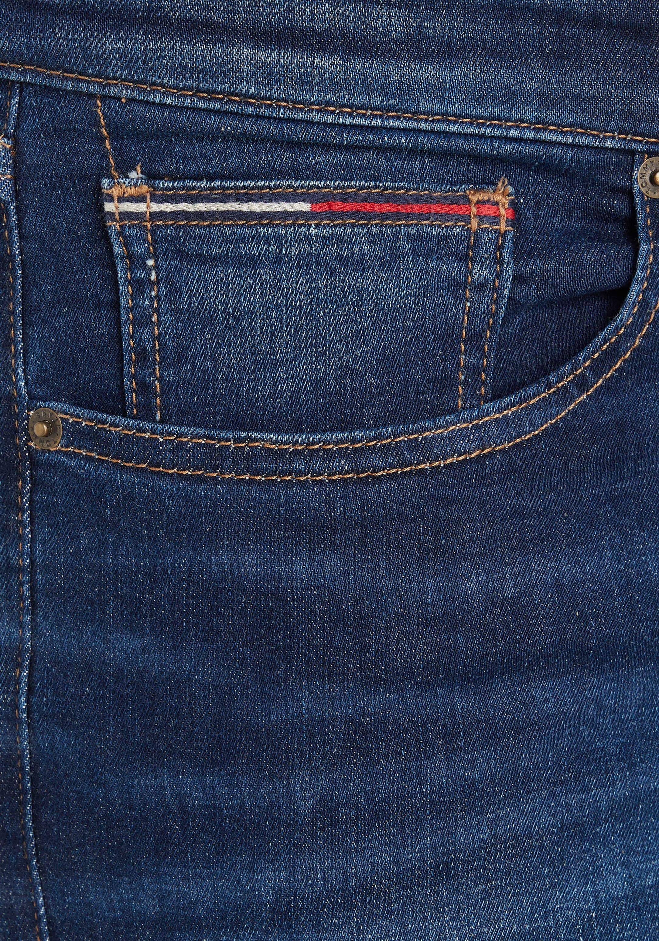 Tommy Jeans Straight-Jeans »RYAN«, mit Elasthan für einen bequemen Sitz