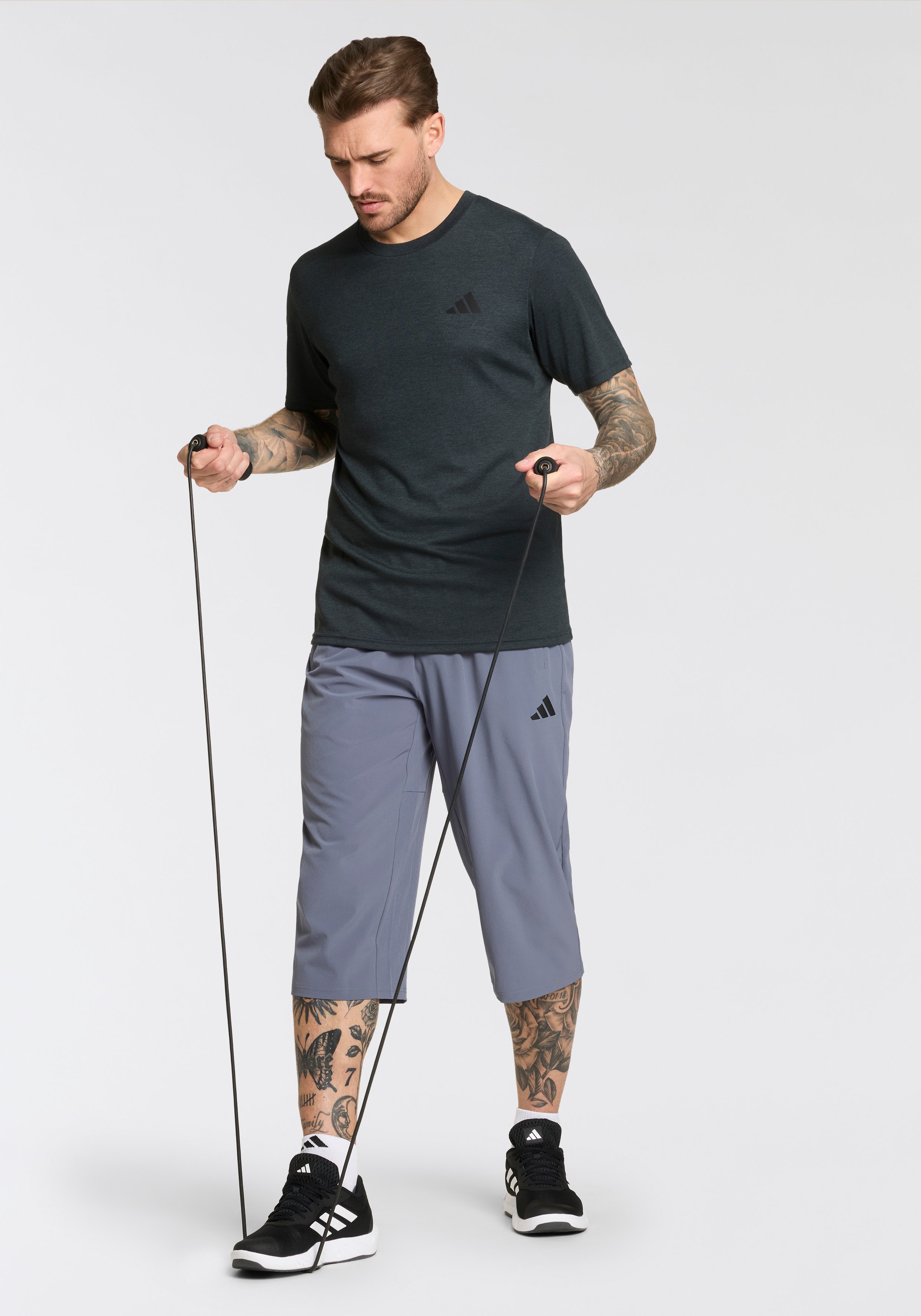 adidas Performance T-Shirt »TR-ES FR NOV T«, Trainingsshirt mit CLIMACOOL, Pikeematerial
