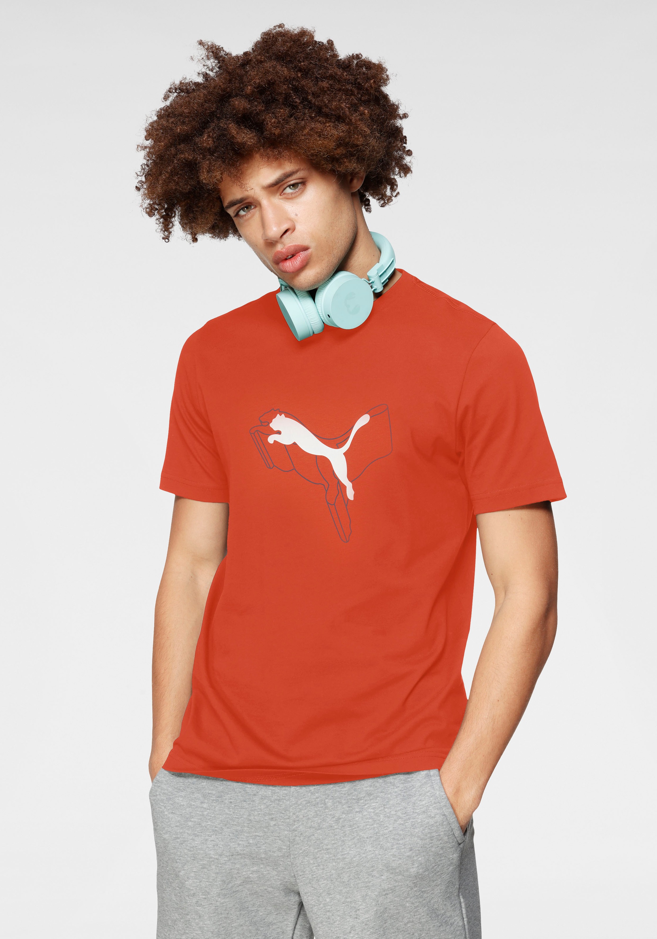 PUMA T-Shirt »ESS+ LOGO LAB CAT TEE« sportlicher Stil, Kurzarmdesign, Rundhalsausschnitt