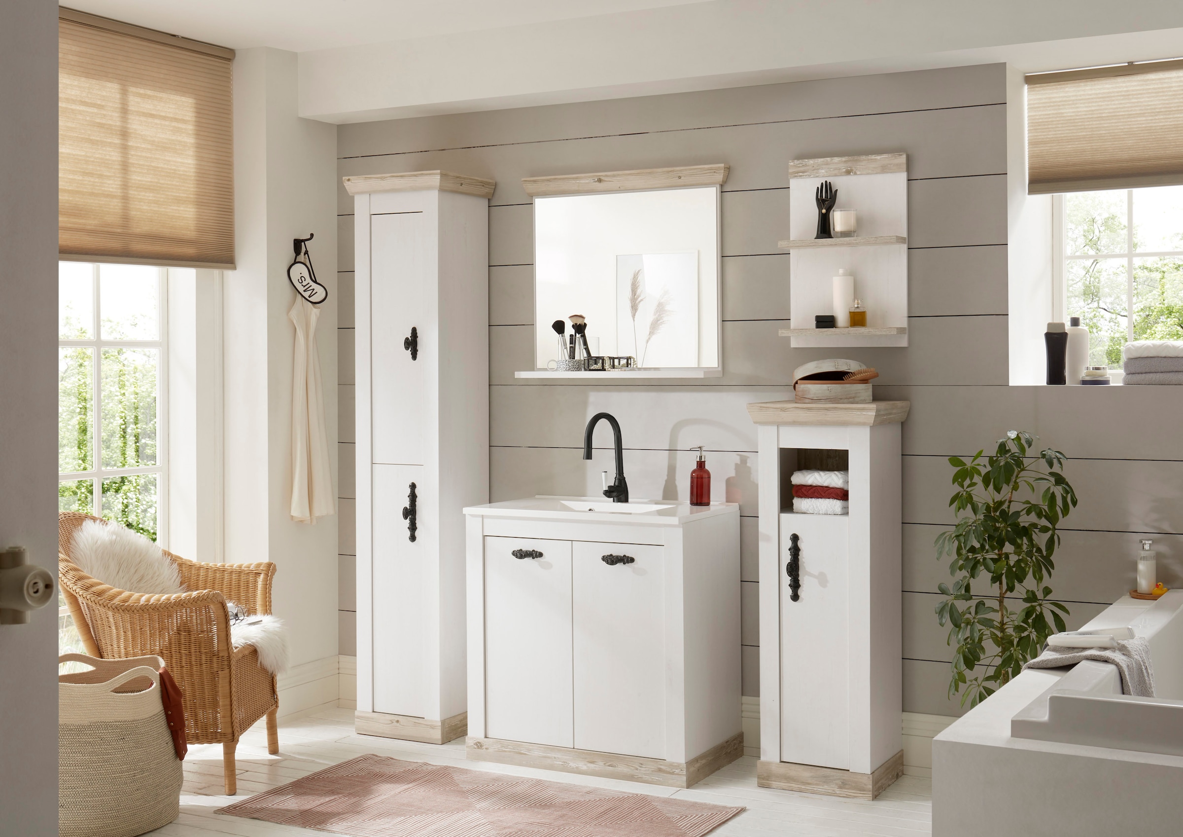 Home affaire Badspiegel »Florenz, Spiegel im Landhausstil«, in Pinie Weiss, mit Ablagefläche, Breite 80 cm