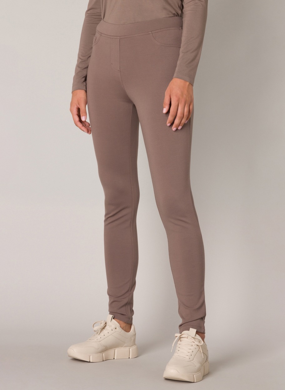 Base Level Treggings mit elastischem Bund und Viskose