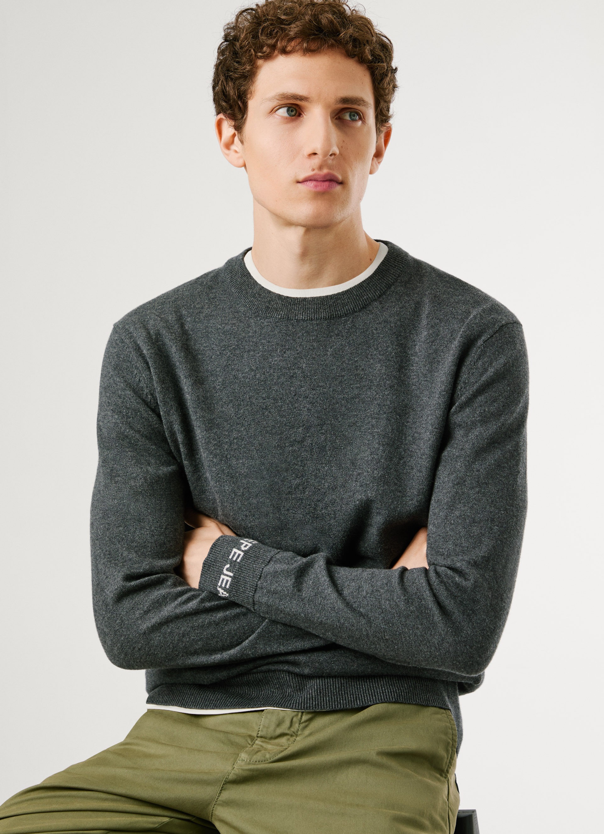 Pepe Jeans Strickpullover »ANDRE CREW NECK«, mit Rundhals, Logo-Jacquard