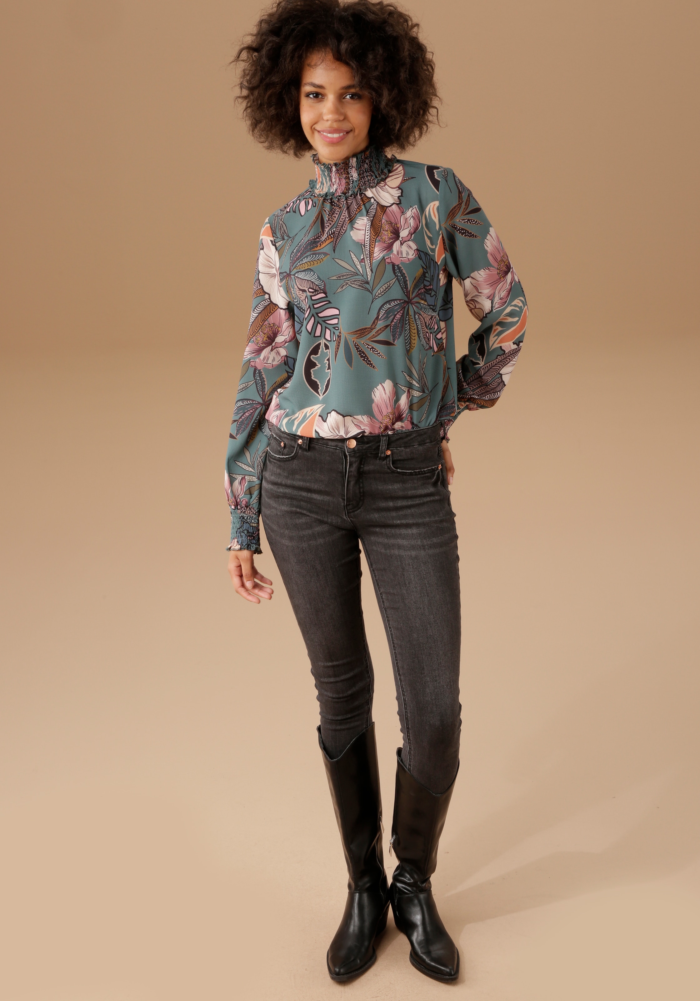 Aniston bestellen | Schlupfbluse, Jelmoli-Versand mit - online und Blütendruck Farben grossflächigem in CASUAL verschiedenen Drucken