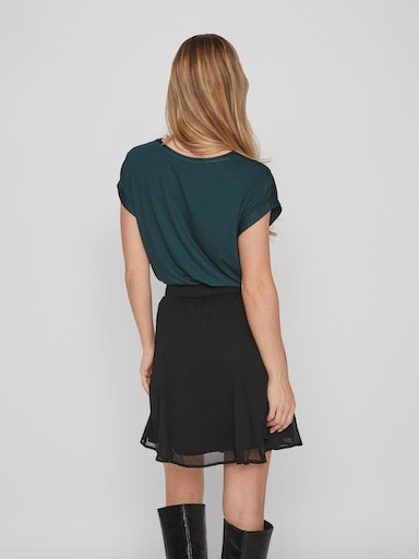 Vila Kurzarmshirt »VIELLETTE S/S SATIN TOP - NOOS«, Satin Optik