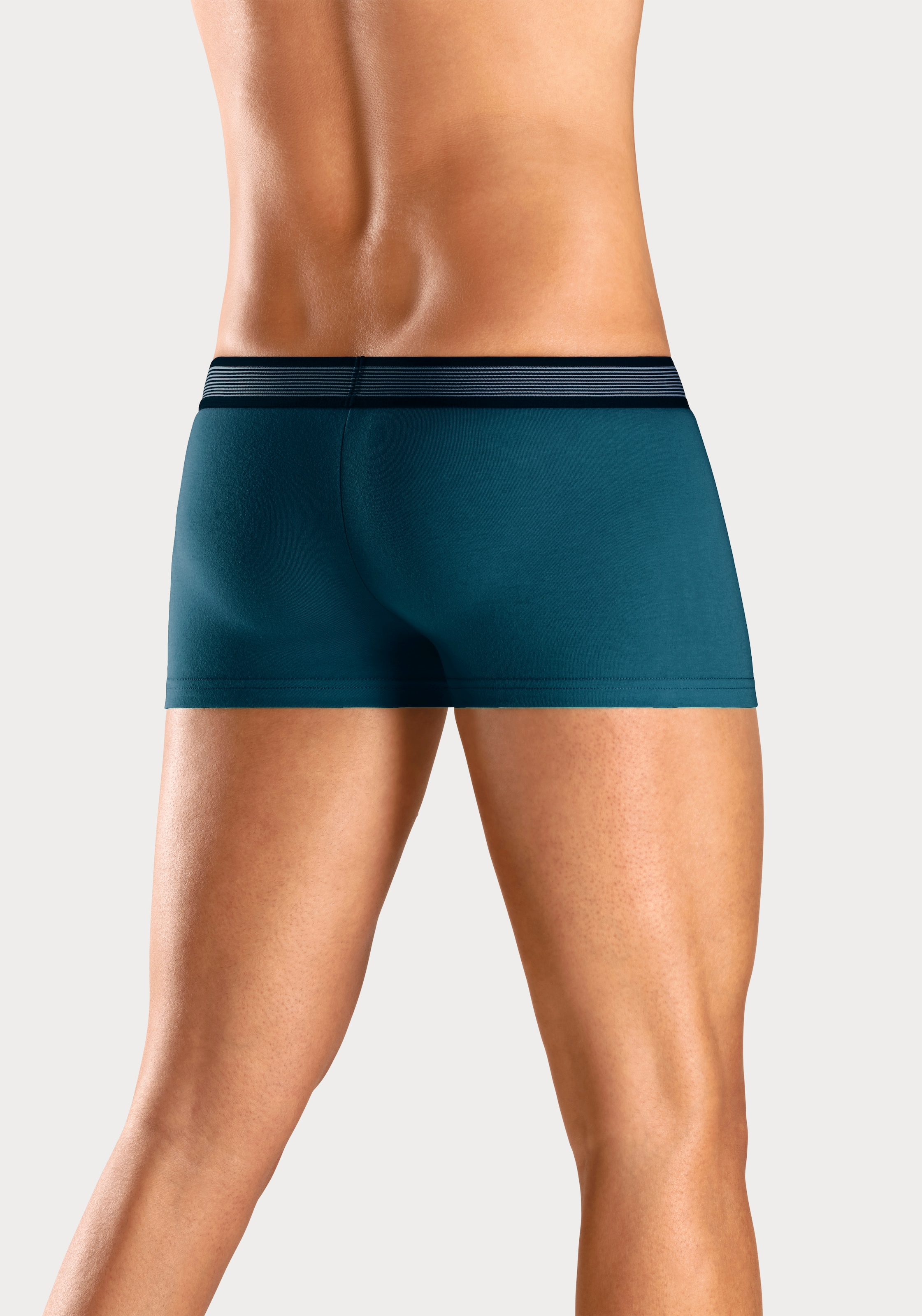 H.I.S Hipster, (Packung, 4 St.), knapp sitzende Boxershorts aus Baumwollmischung