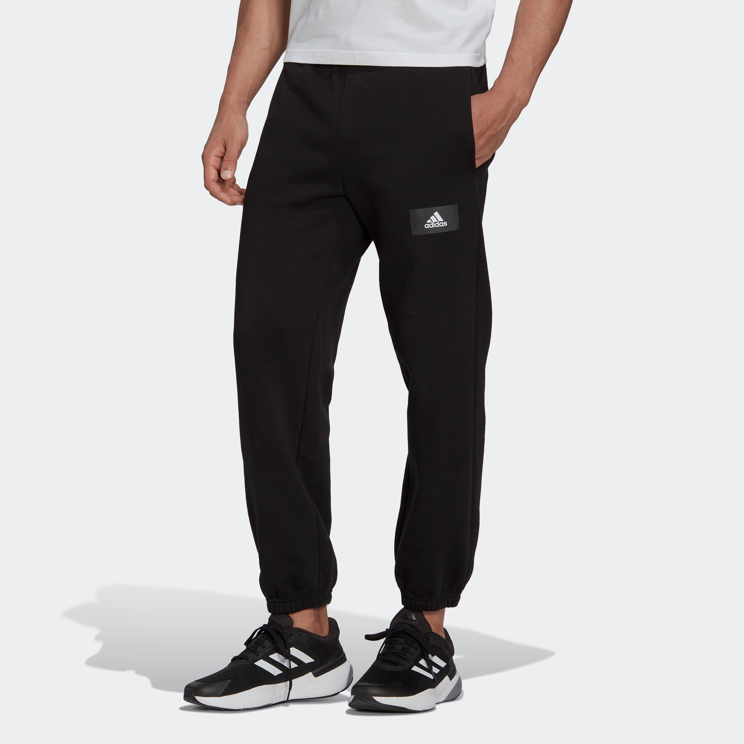 adidas Sportswear Jogginghose »ESSENTIALS FEELVIVID COTTON FLEECE STRAIGHT  LEG«, (1 tlg.) online shoppen | Jelmoli-Versand | Jogginghosen
