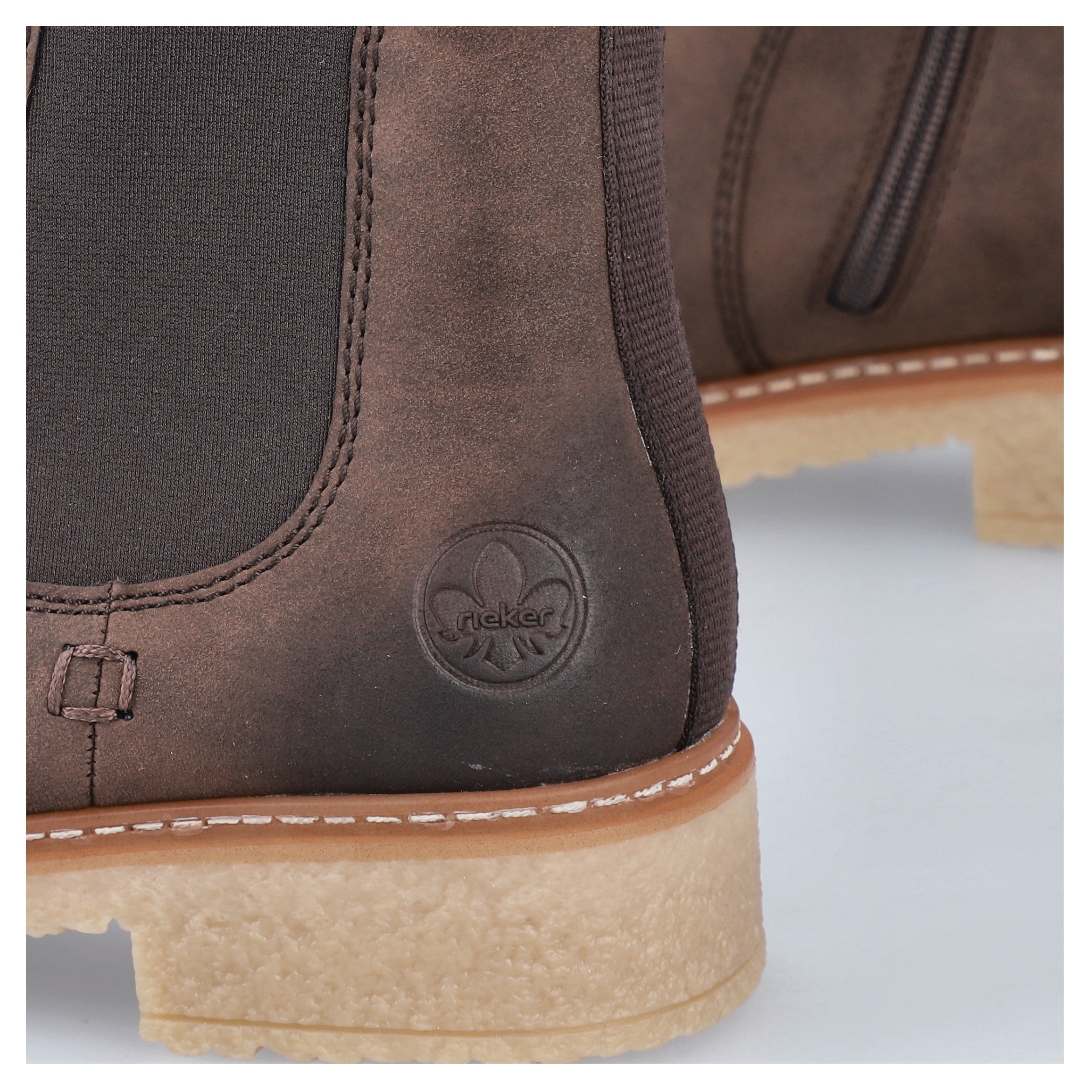 Rieker Winterstiefelette, Chelseaboots, Used-Look, mit Innenreissverschluss und Stretcheinsatz