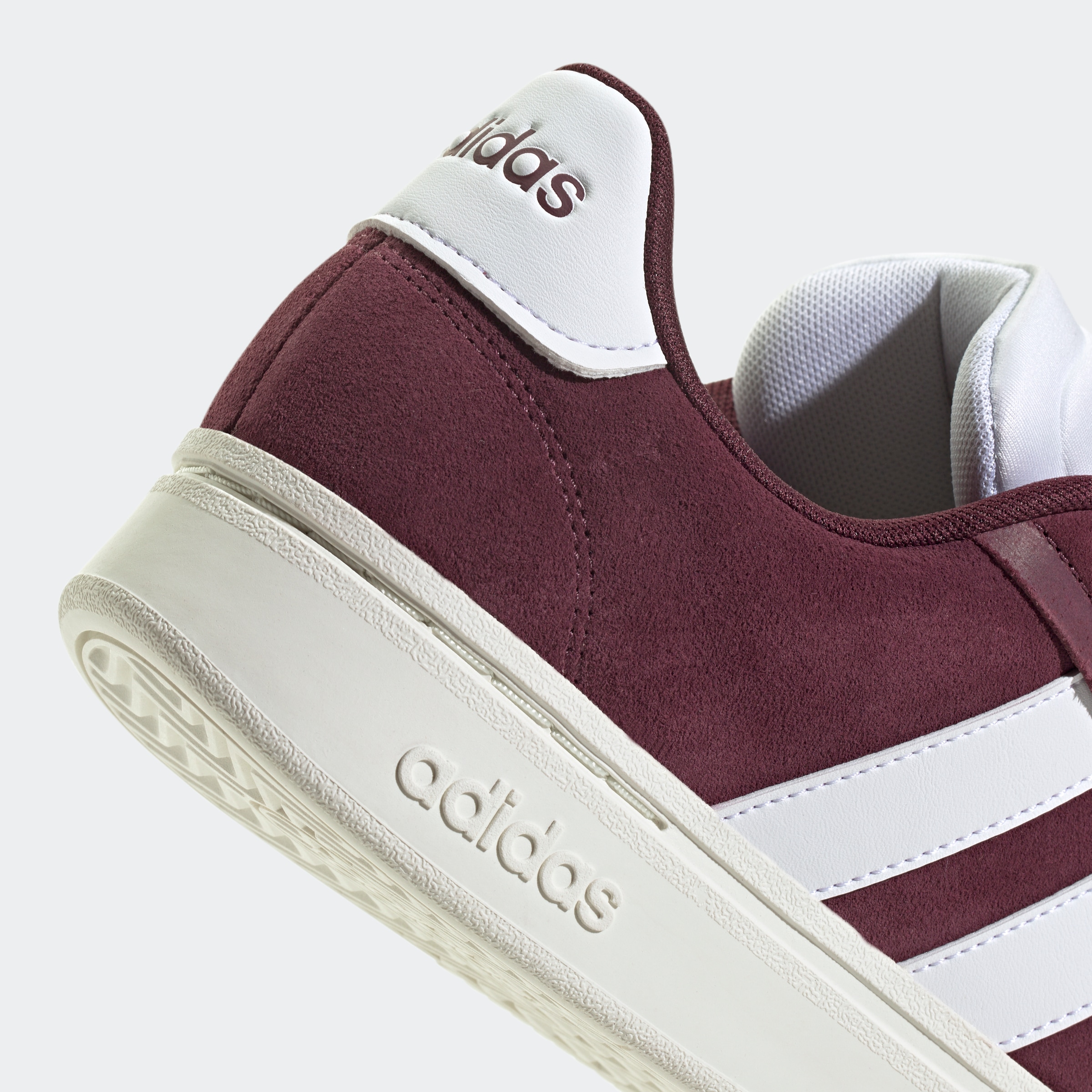 adidas Sportswear Sneaker »GRAND COURT ALPHA«, Design inspiriert vom adidas Campus 00