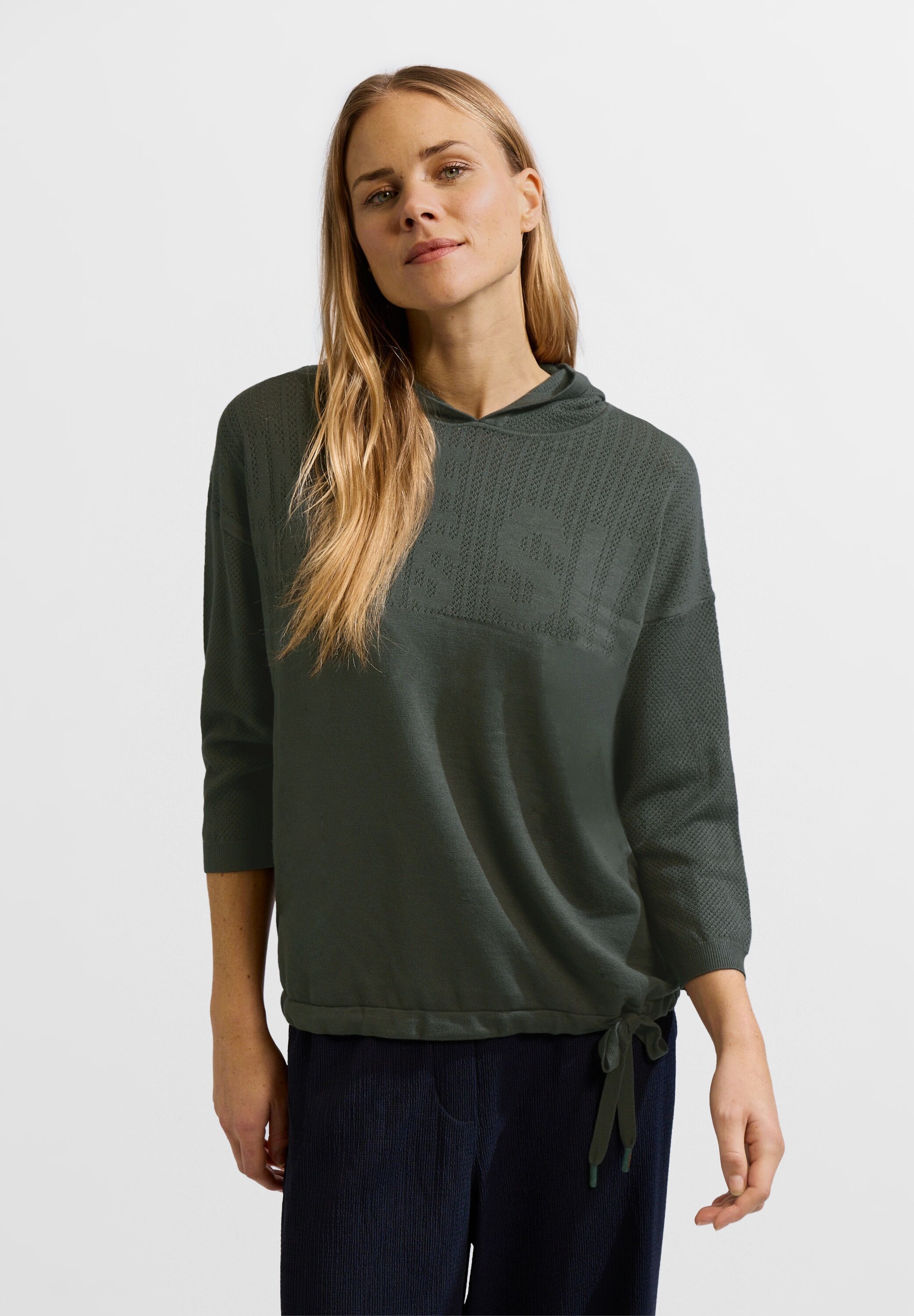 Kapuzenpullover, mit Mesh-Elementen