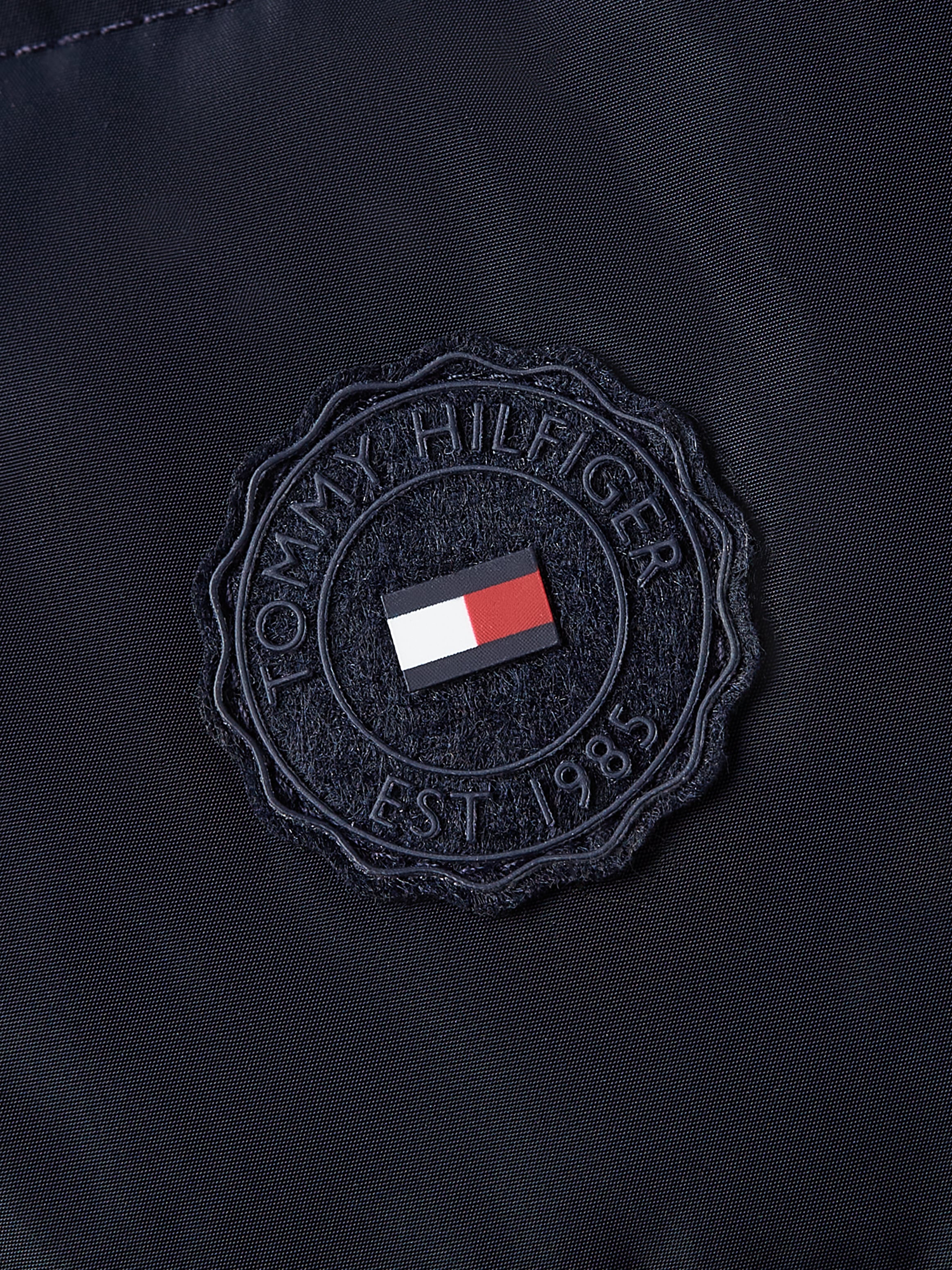 Tommy Hilfiger Steppmantel »HERITAGE DOWN TYRA MAXI WITH FUR«, mit Logopatch