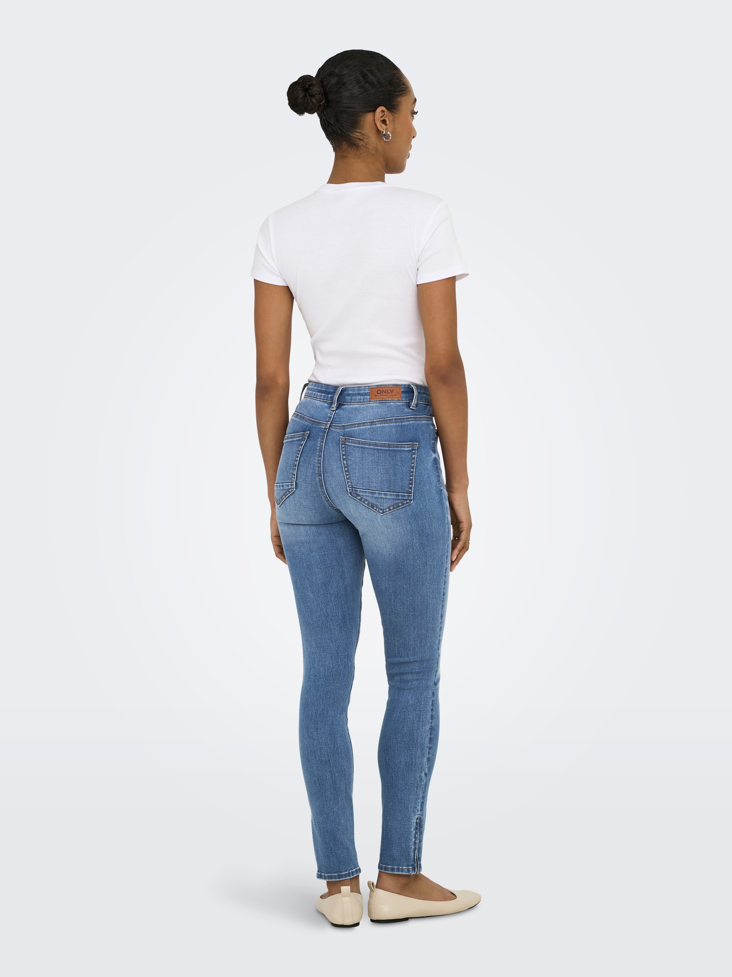 ONLY Skinny-fit-Jeans »ONLWAUW MW ZIP SK ANK DNM BOX«