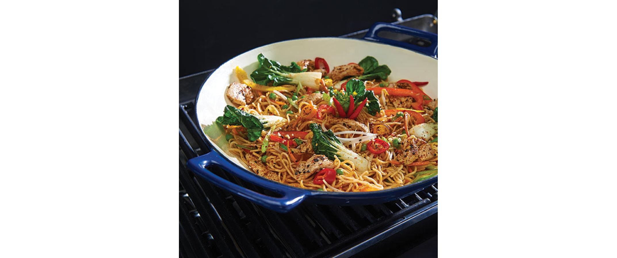 Broil King Grillpfanne »Wok Gusseisen/Porzellan-Emaille«, Gusseisen