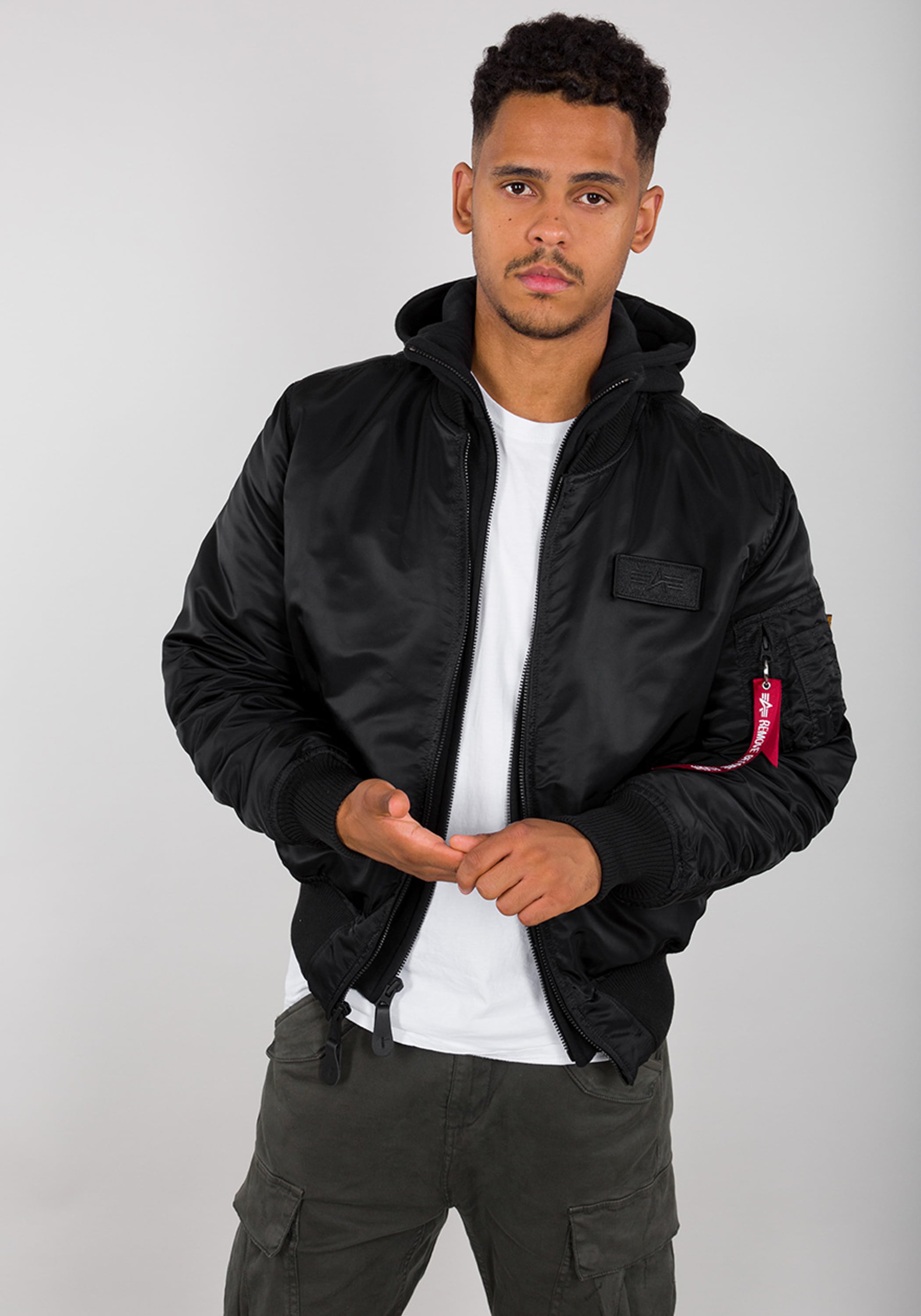 Alpha Industries Bomberjacke »Alpha Industries Men - Bomber Jackets MA-1 Zip Hood Back Print«