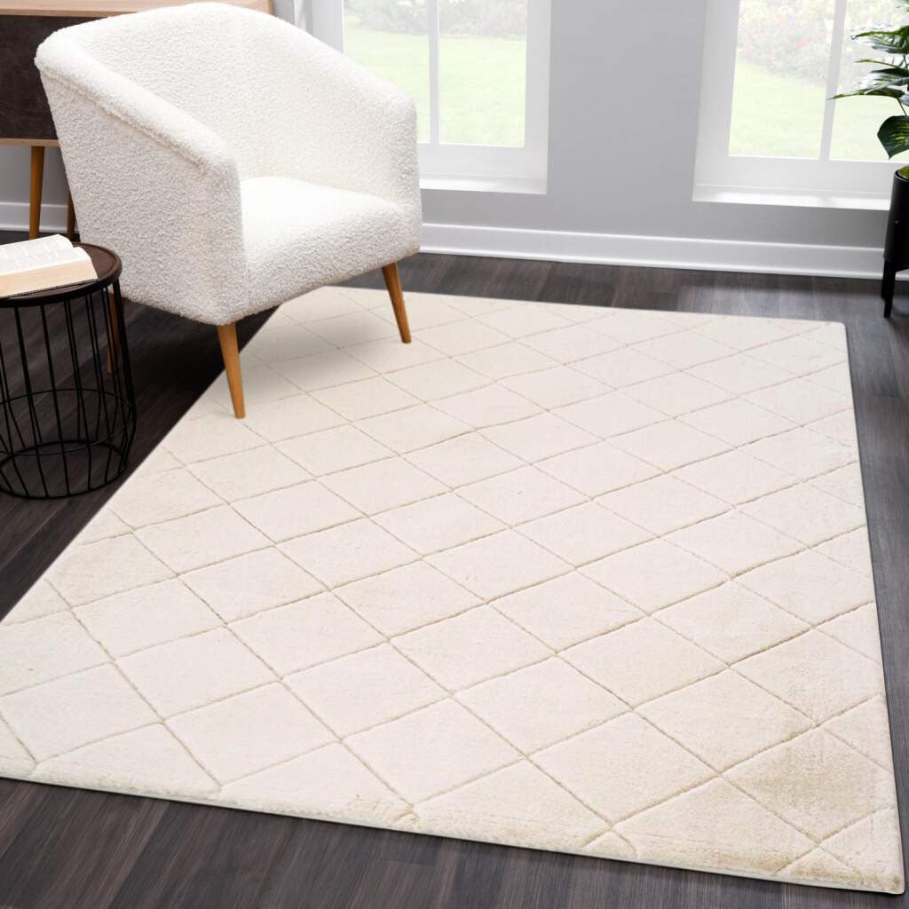 Carpet City Hochflor-Teppich »Moment«, rechteckig, 31 mm Höhe, besonders weich, Kaninchen Fell Haptik, 3D-Effekt, Rauten, Wohnzimmer