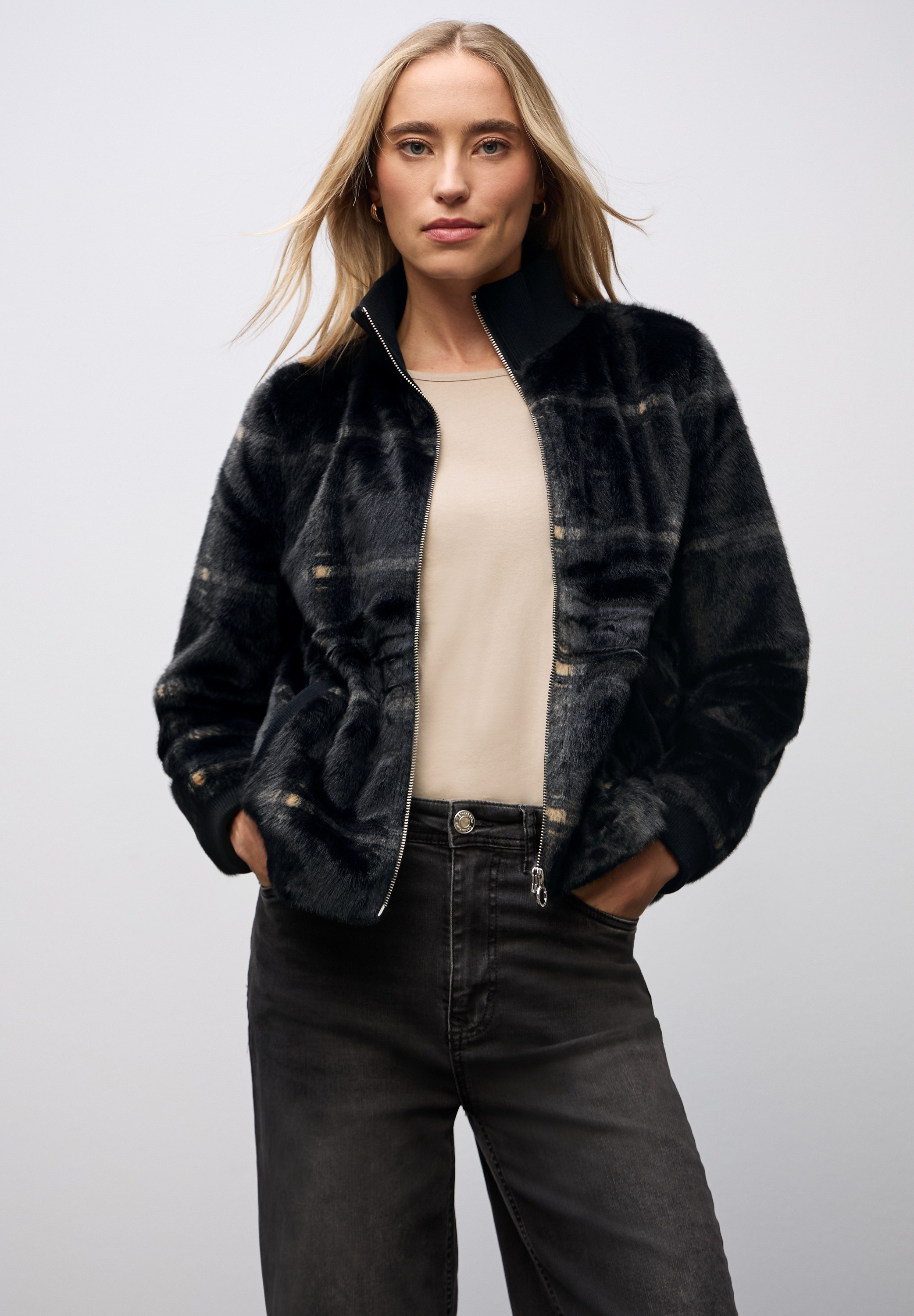 STREET ONE Fellimitatjacke ohne Kapuze Karierte Fake Fur Jacke