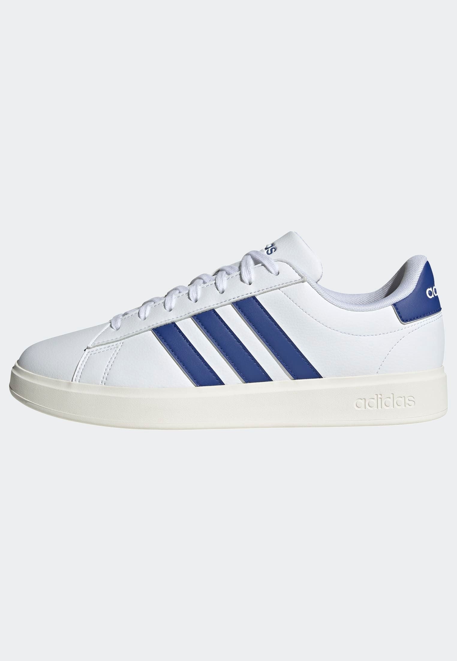 adidas Sportswear Sneaker »GRAND COURT CLOUDFOAM COMFORT«, Design auf den Spuren des adidas Superstar