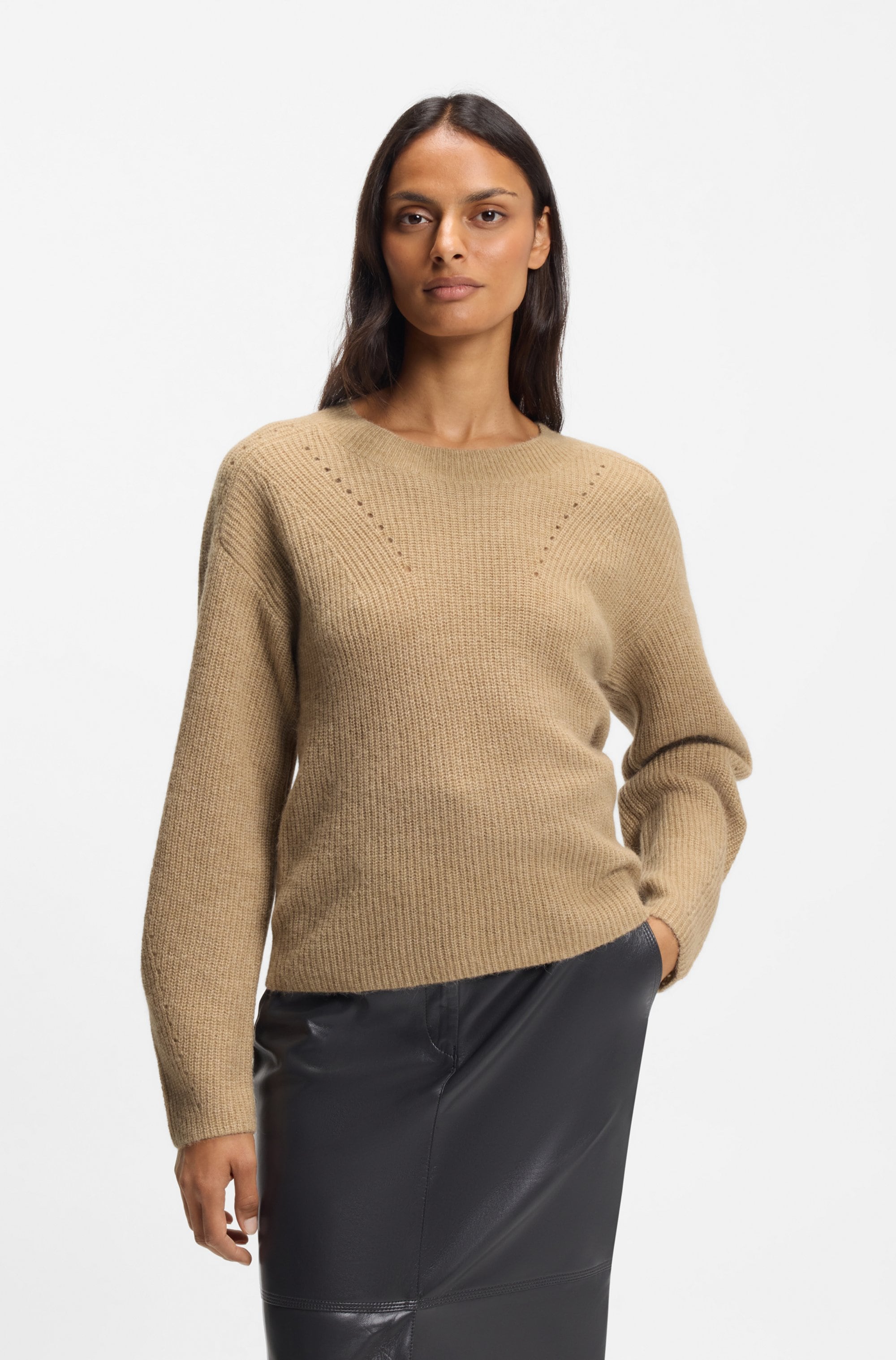 BOSS ORANGE Strickpullover »Fenne Premium Damenmode« mit Ajourlochmuster