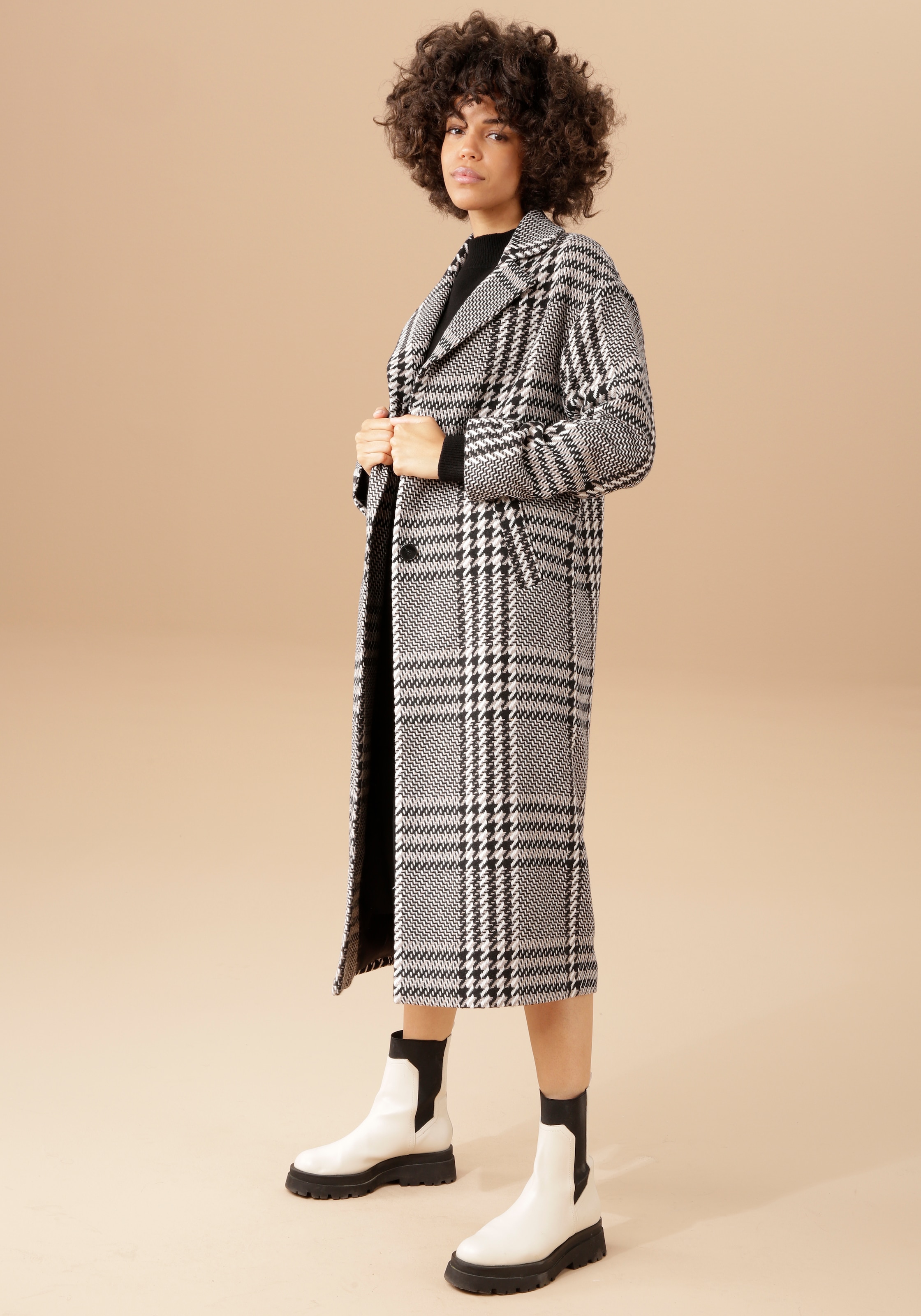 Aniston CASUAL Wintermantel, im Karo-Patch-Dessin | Jelmoli-Versand shoppen online ausdrucksvollem