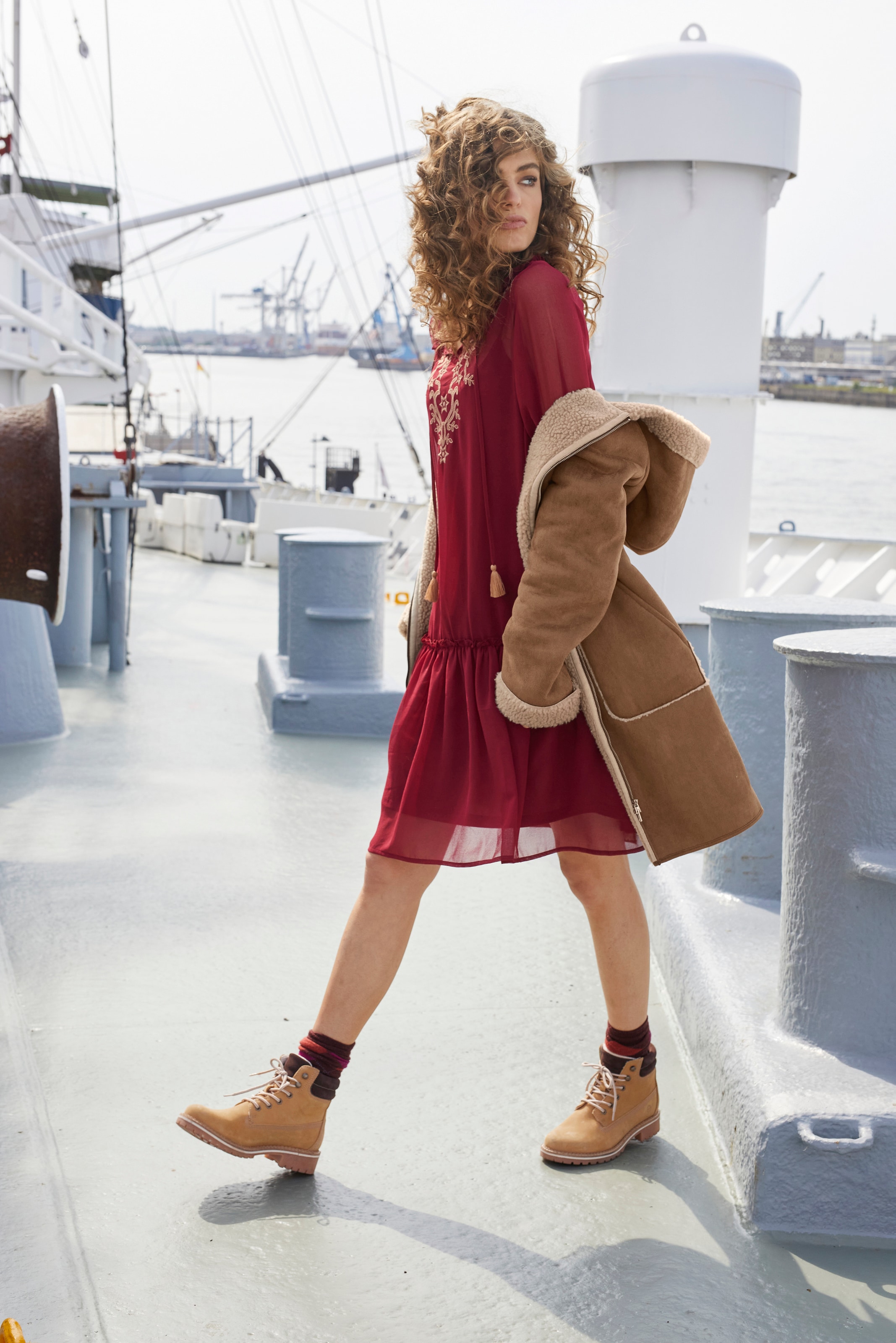 Aniston CASUAL Kapuze Schweiz bestellen online bei Kurzmantel, Jelmoli-Versand mit