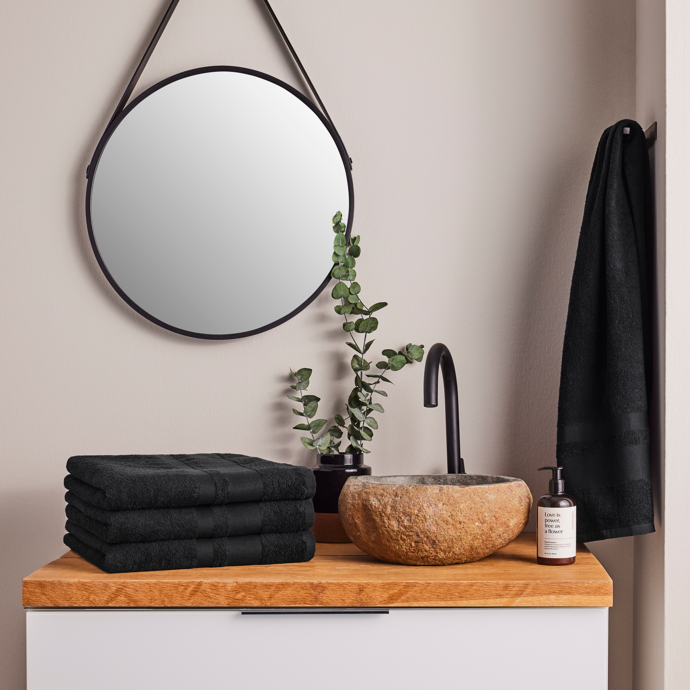 OTTO home Duschtücher "Vanessa, 4 Duschtücher, 70x140cm, in Standard- und Premium-Qualität" Handtücher mit Bordüre, 100% Baumwolle, einfarbig, weich