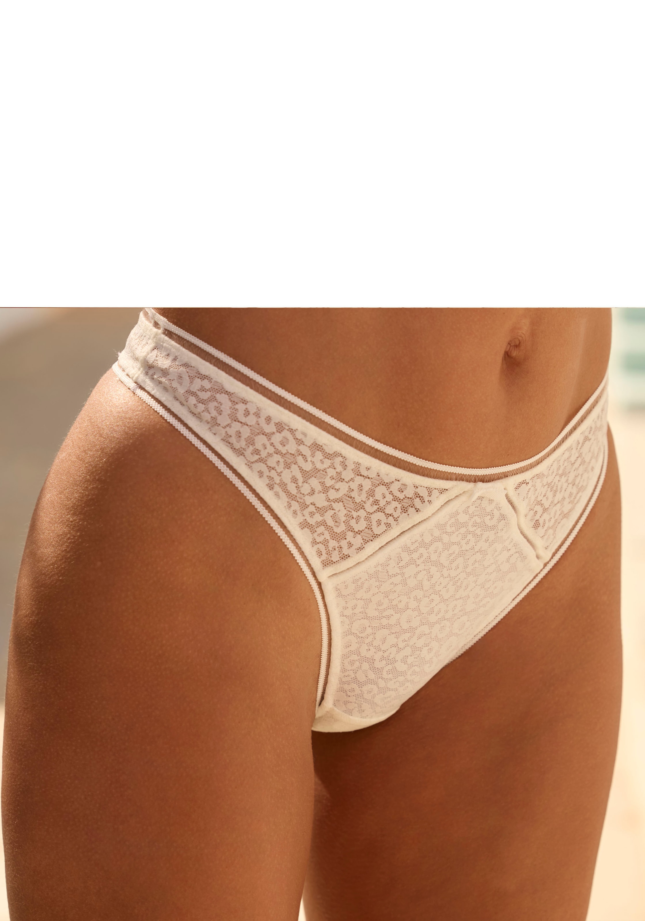 Nuance by Lascana String aus Allover-Jacquardspitze im angesagten Leo-Look