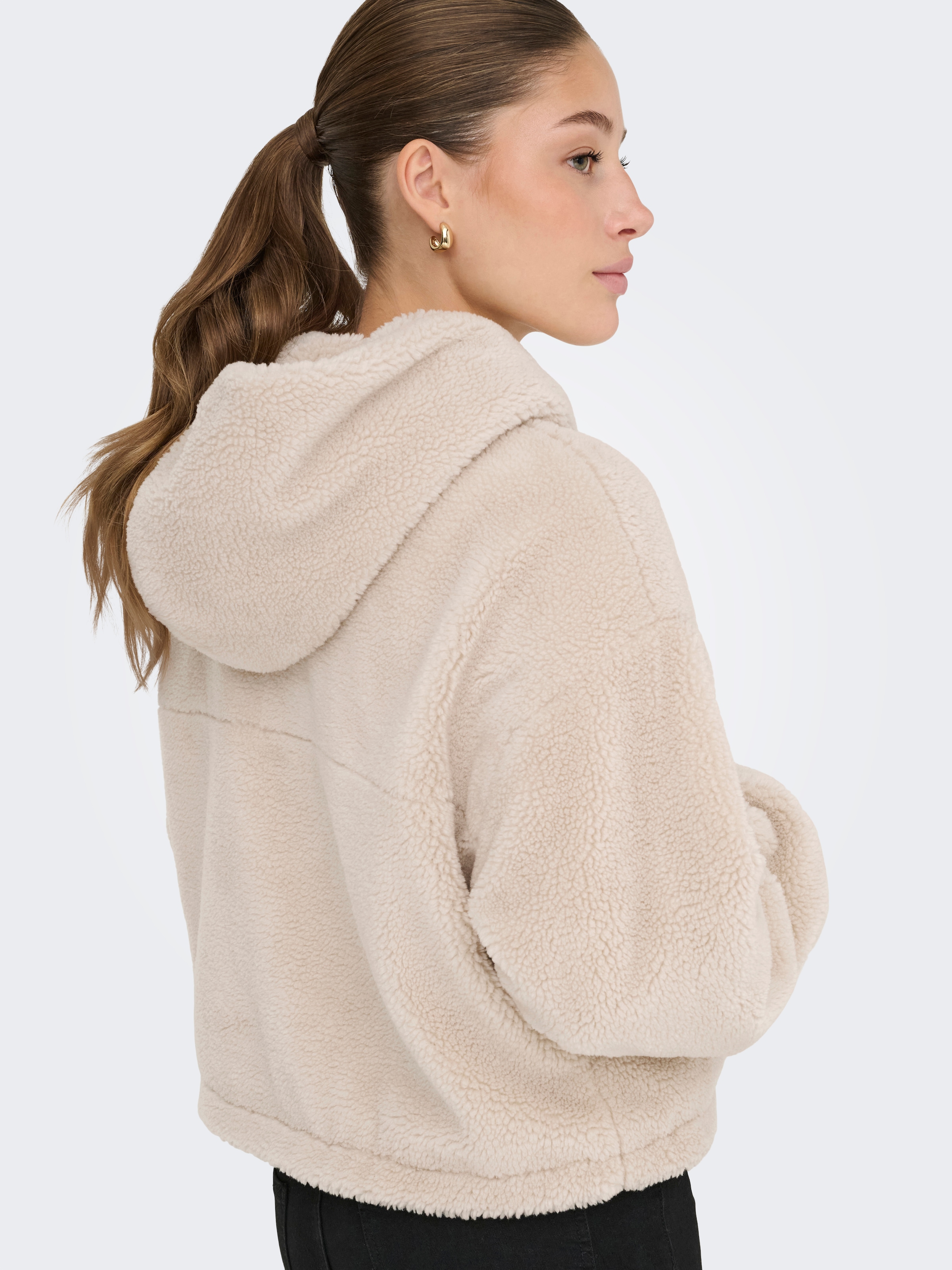 ONLY Fleecejacke »ONLSIENA TEDDY ANORAK LIFE CC OTW«, mit Kapuze