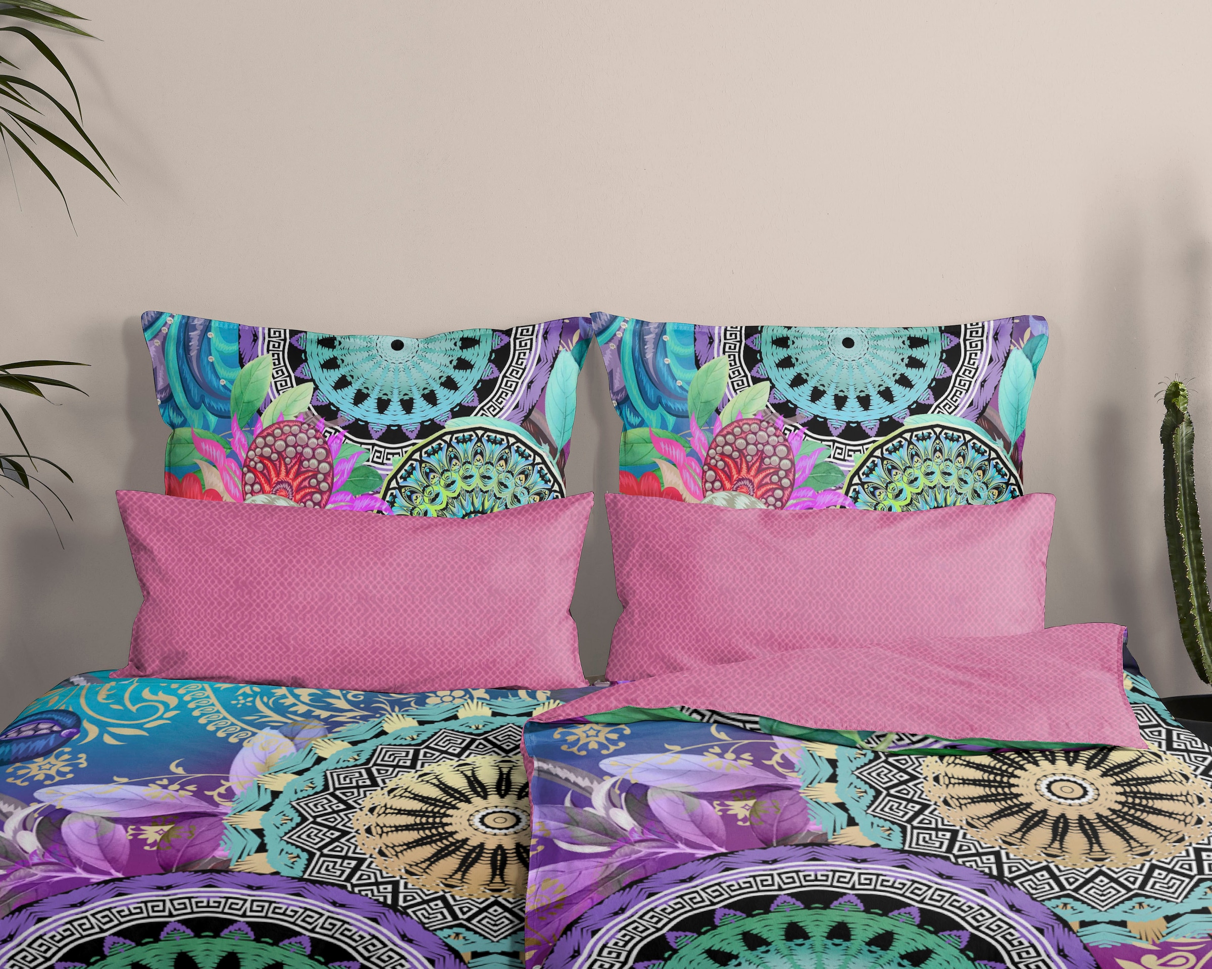 hip Wendebettwäsche »Axelle«, Mako-Satin, 135x200, Reissverschluss, Wendeoptik, Mandala, Bunt, Lila