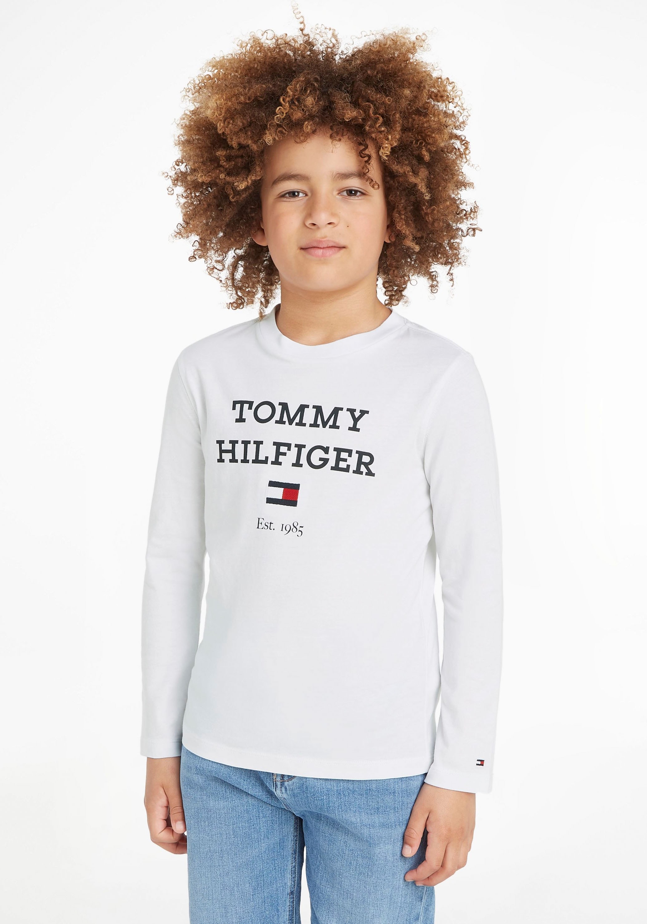✵ Tommy Hilfiger Langarmshirt »TH Brust grossem LOGO bestellen L/S«, TEE | Logo der mit auf online Jelmoli-Versand