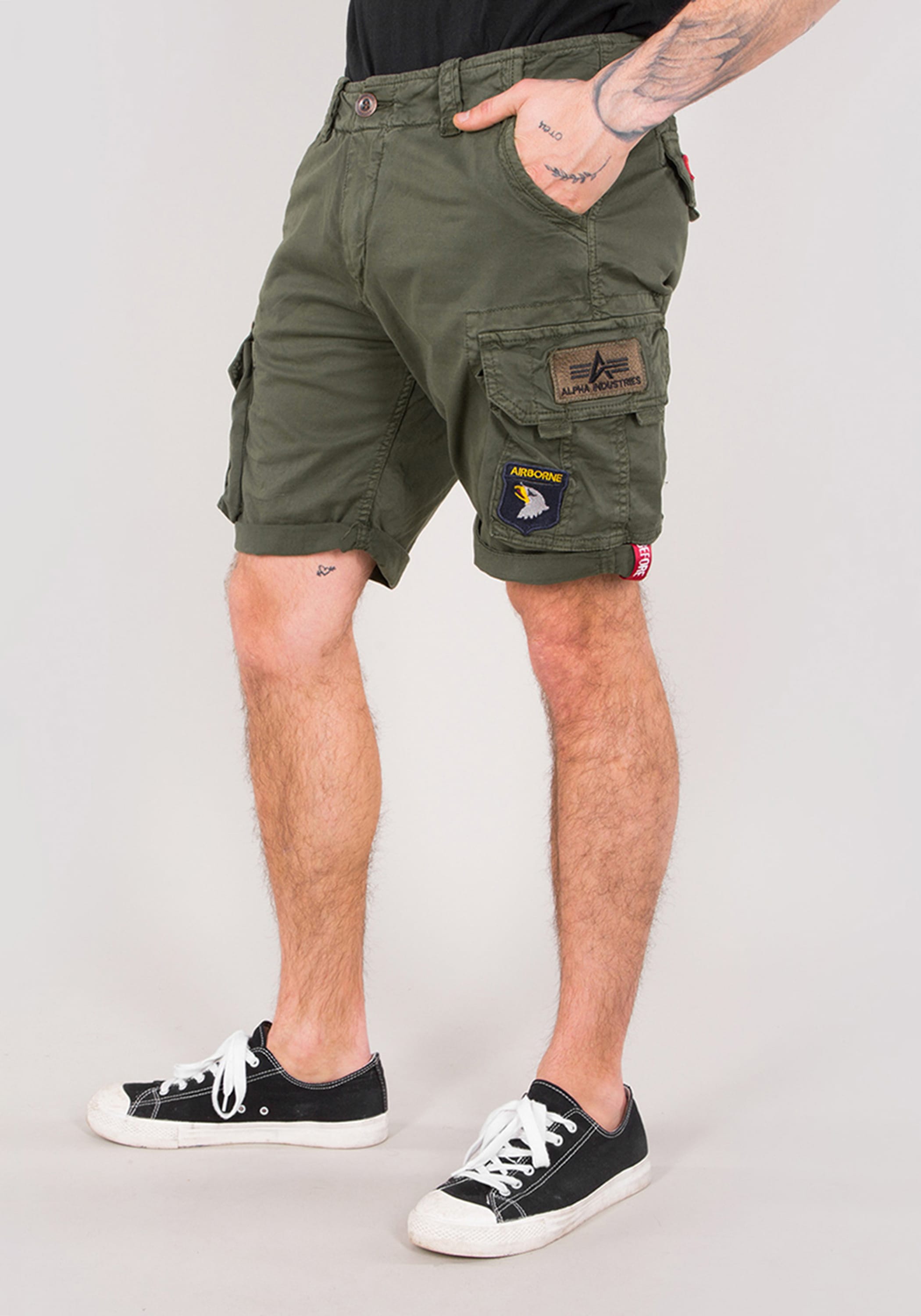Alpha Industries Shorts »Alpha Industries Men - Shorts Crew Short Patch«