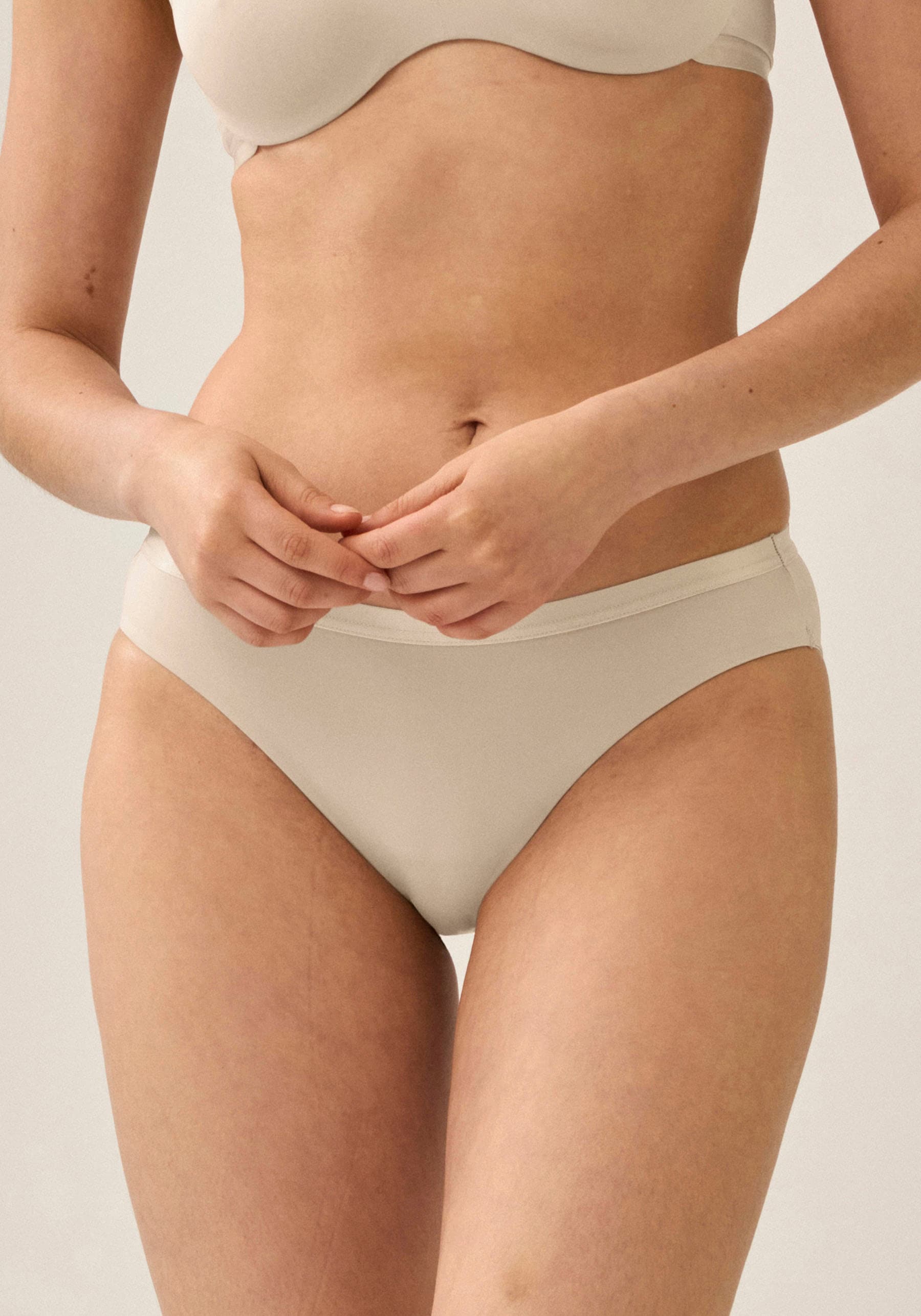 Naturana Slip »The Thursday« 1 Stk. feminin, elastisch, bequem, eng, weich