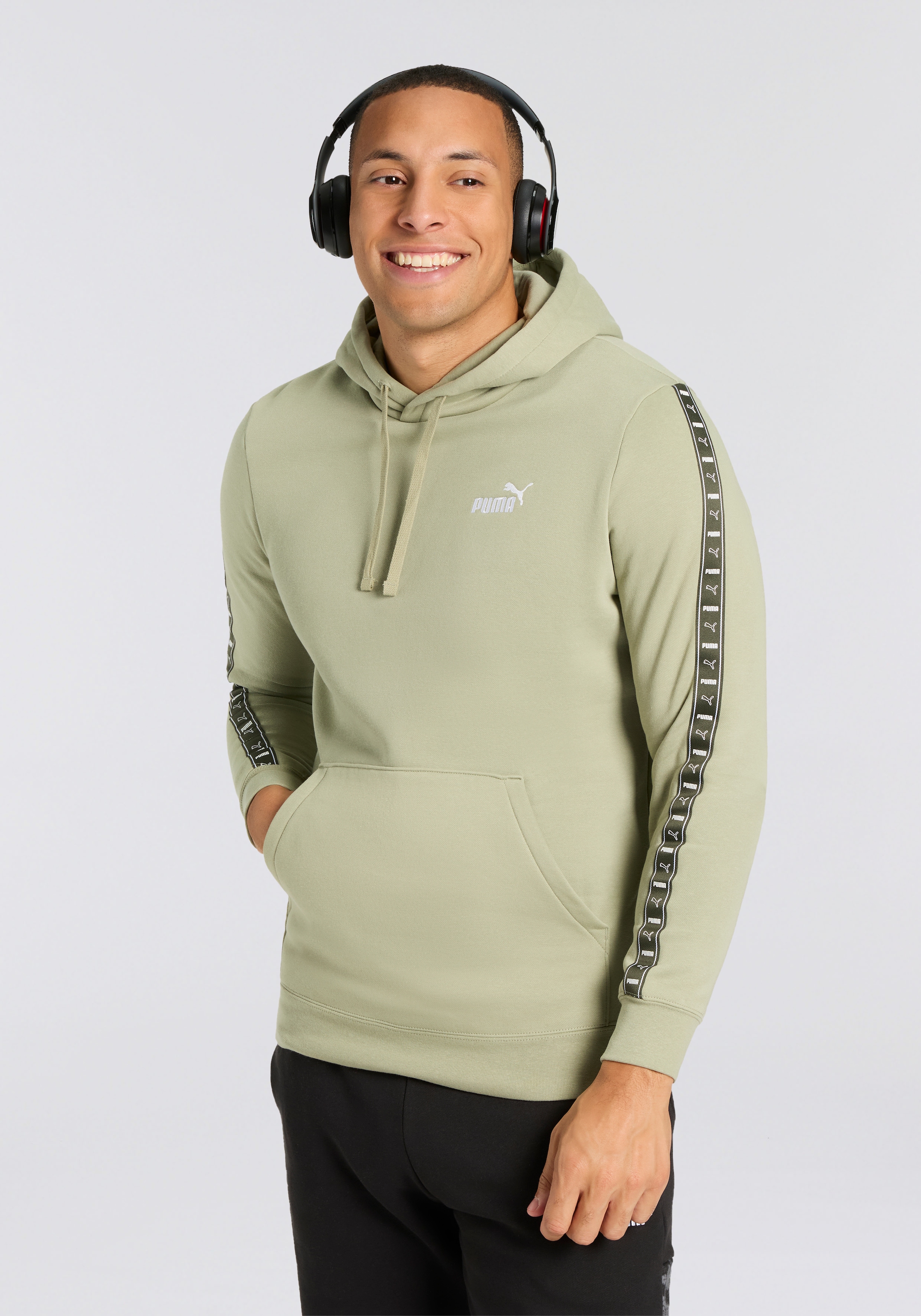 PUMA Kapuzensweatshirt »ESS TAPE HOODIE FL«, mit Kängurutasche, mit Kapuze, Regular Fit, Rundhalsausschnitt
