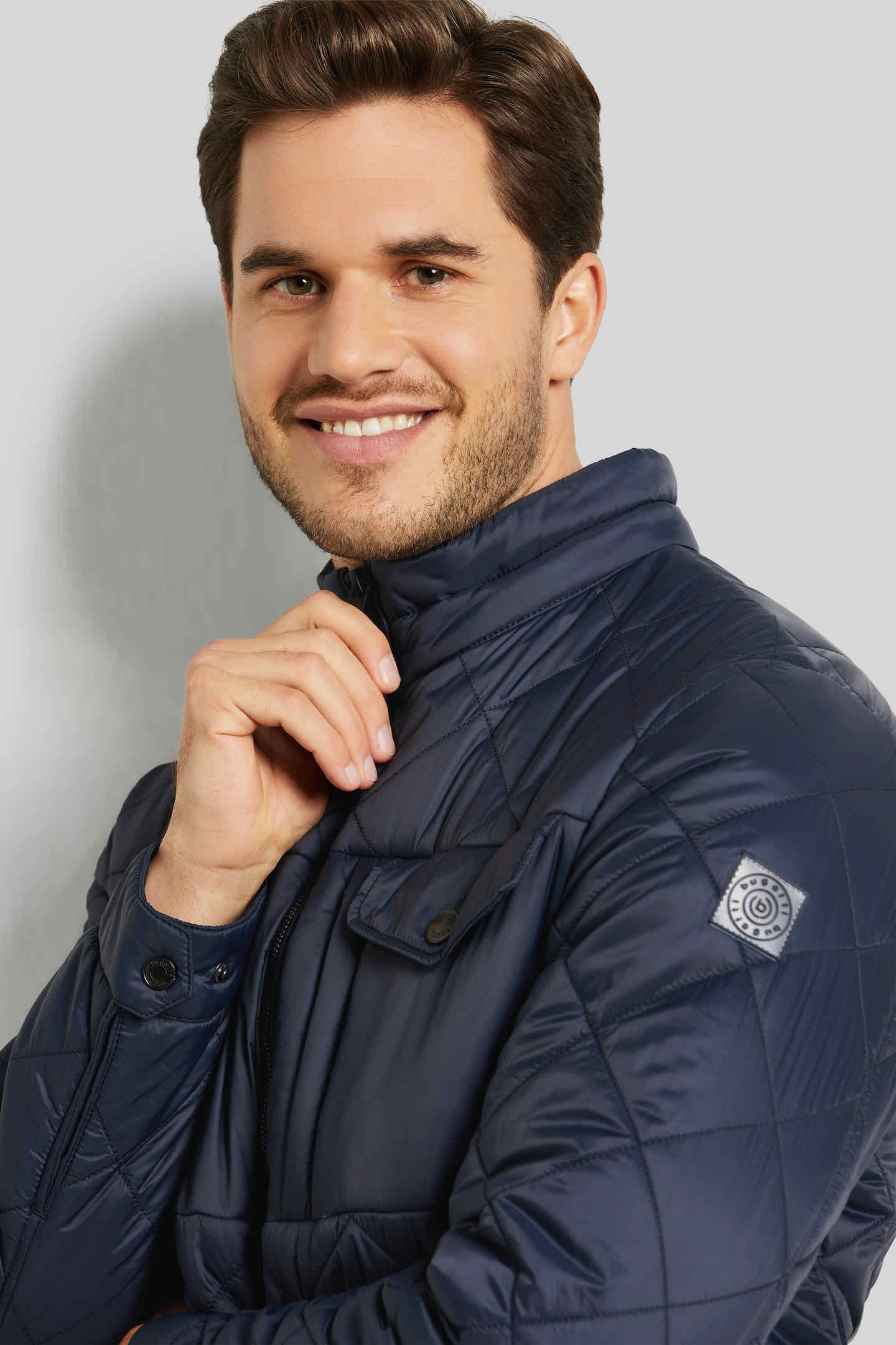 bugatti Steppjacke, ohne Kapuze, mit modernem Stehkragen