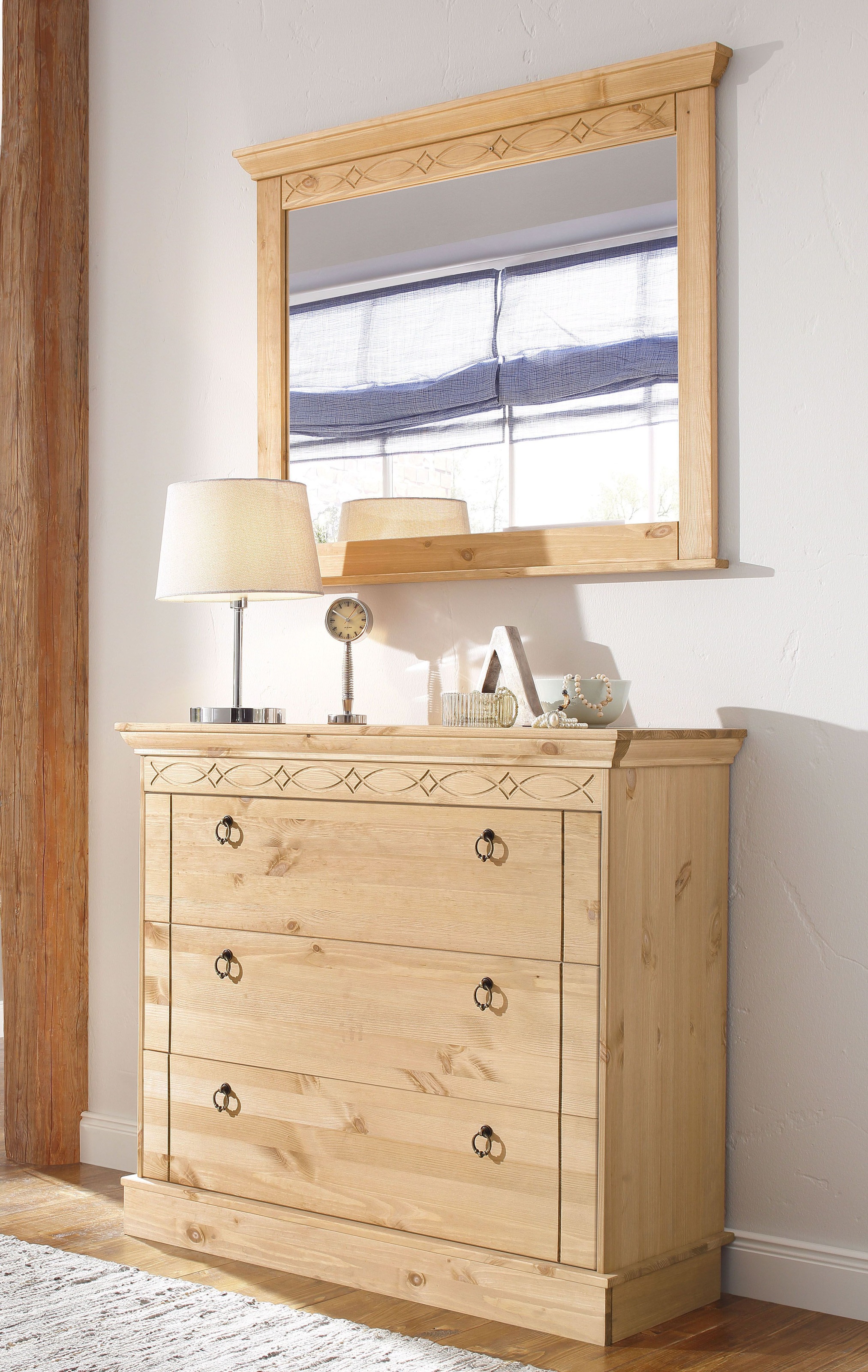 OTTO home Schubkastenkommode "Indra" aus massiver Kiefer, mit 3 Schubladen, Breite: 100 cm