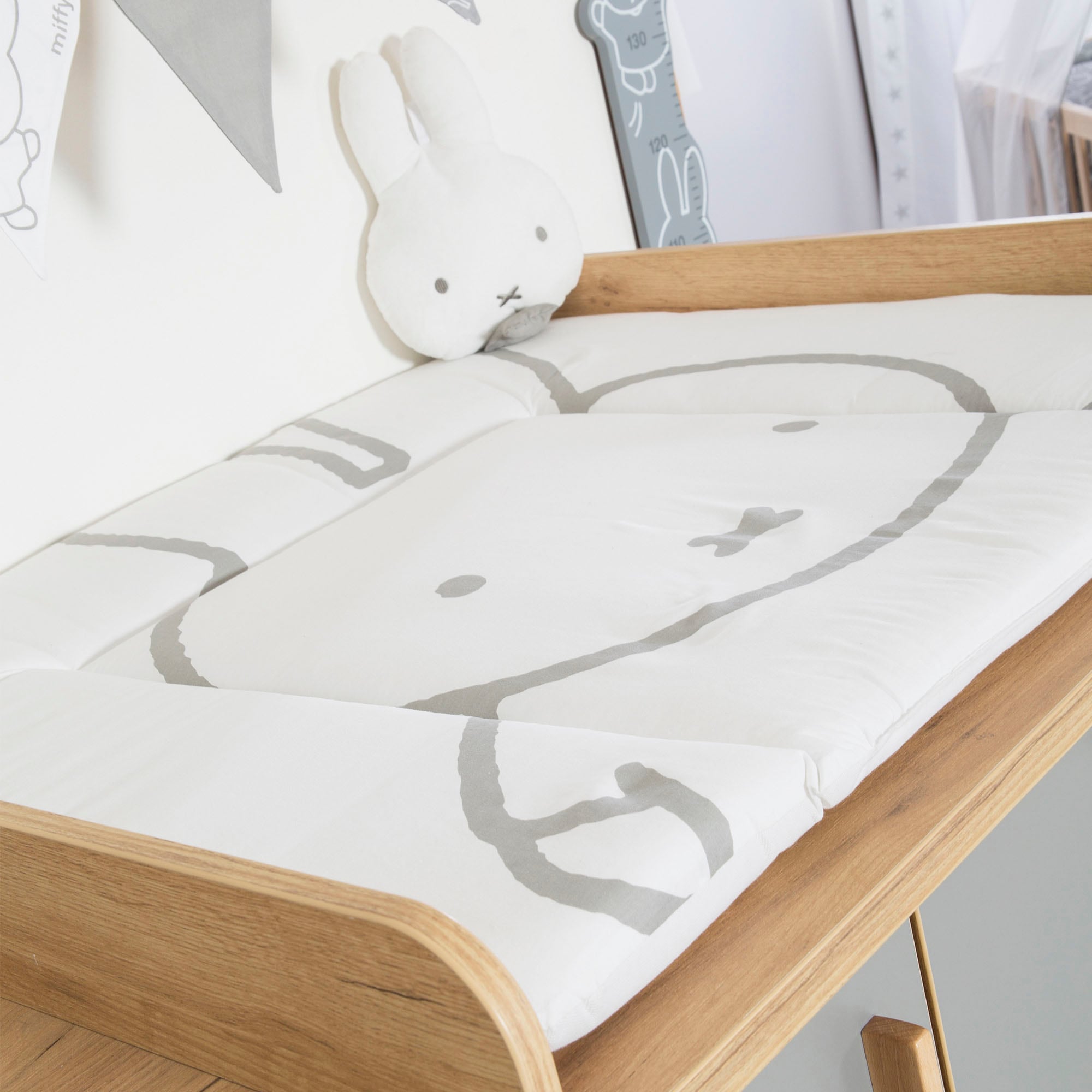 roba® Wickelauflage »miffy® Hase, weiss & grau, 85 x 75 cm«