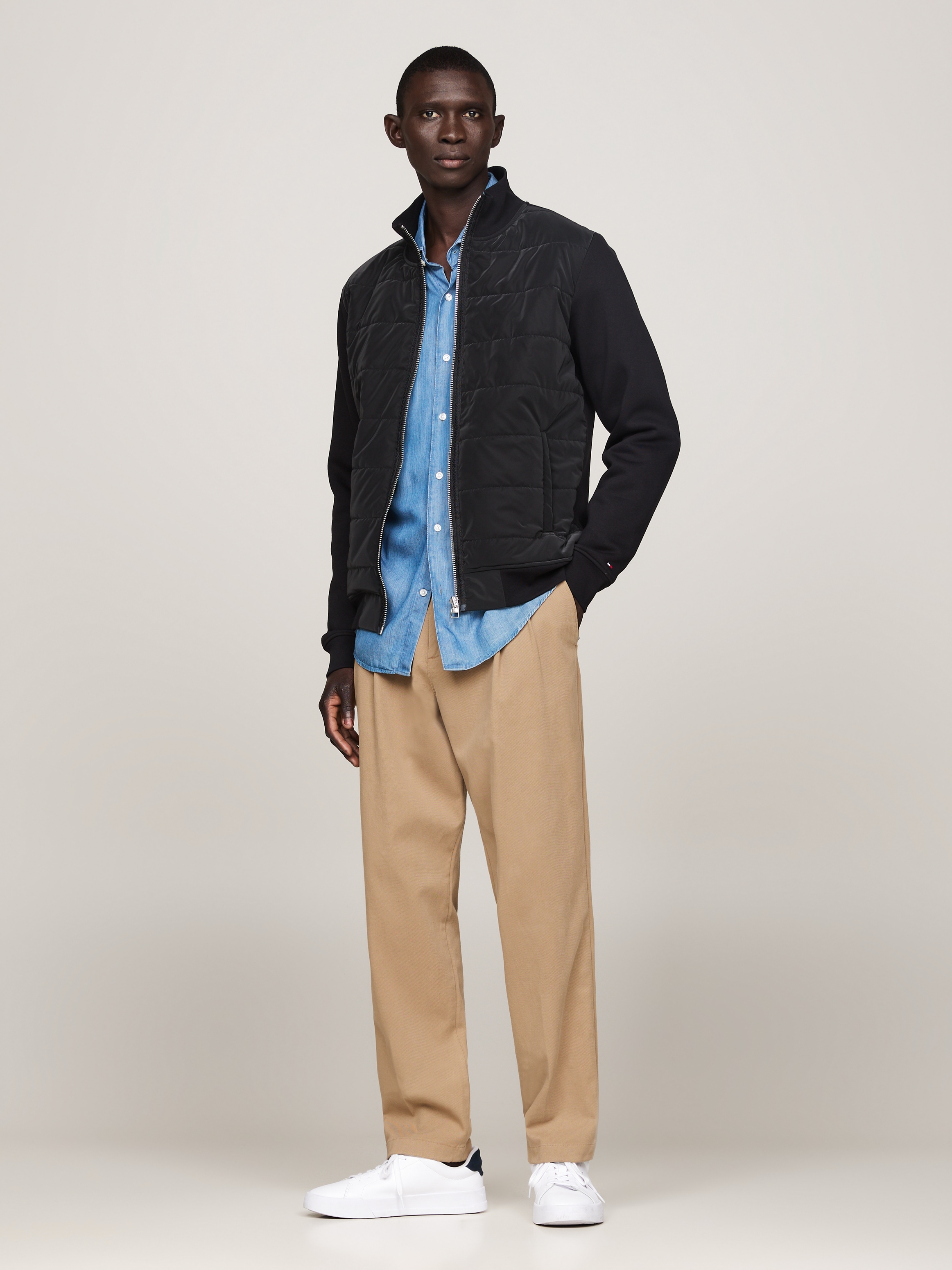 Tommy Hilfiger Sweatjacke »MIX MEDIA ZIP THRU STAND CLR«, mit gestreiftem Innenkragen