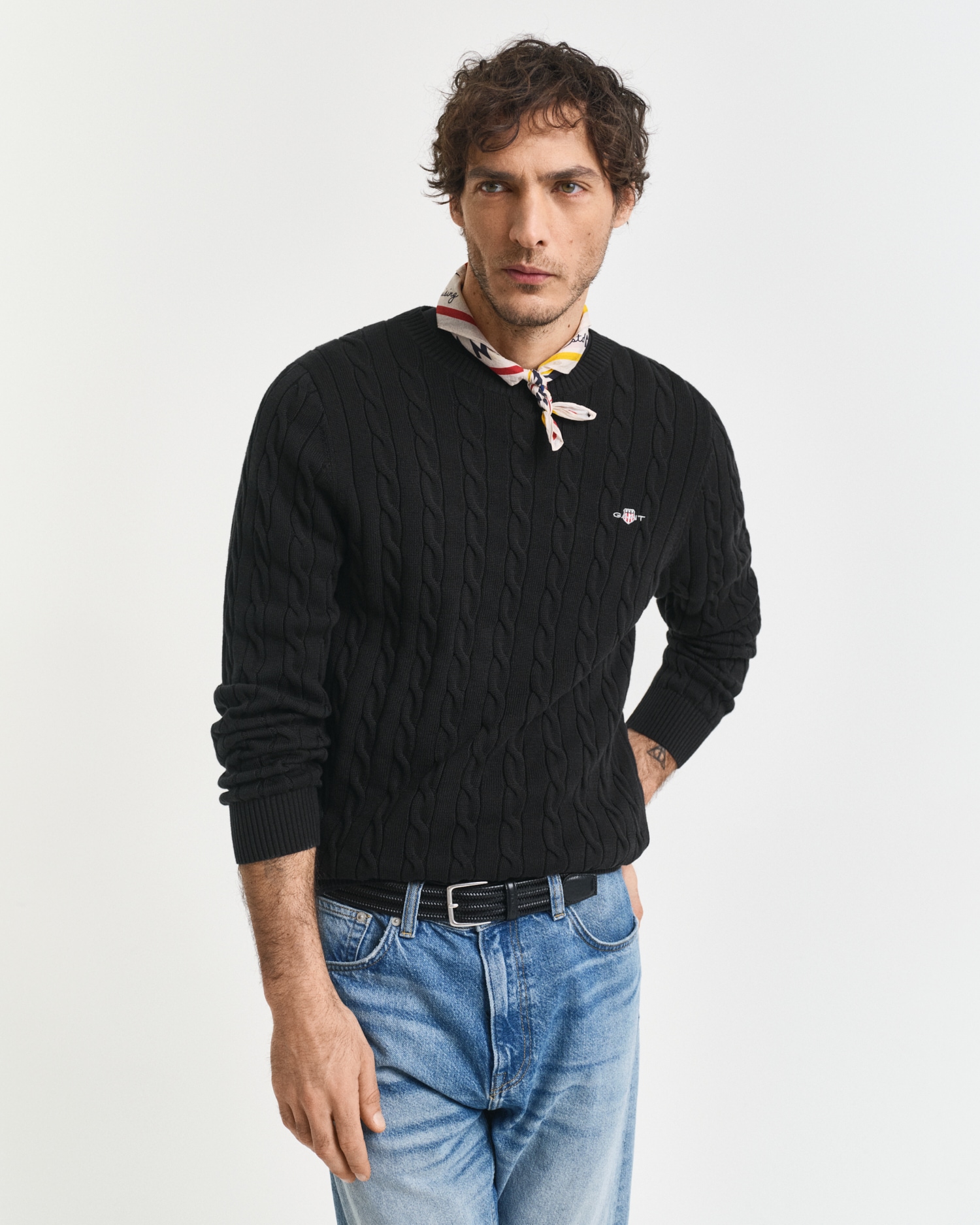 Gant Strickpullover »COTTON CABLE C-NECK«, mit Wappen-Logostickerei auf der Brust
