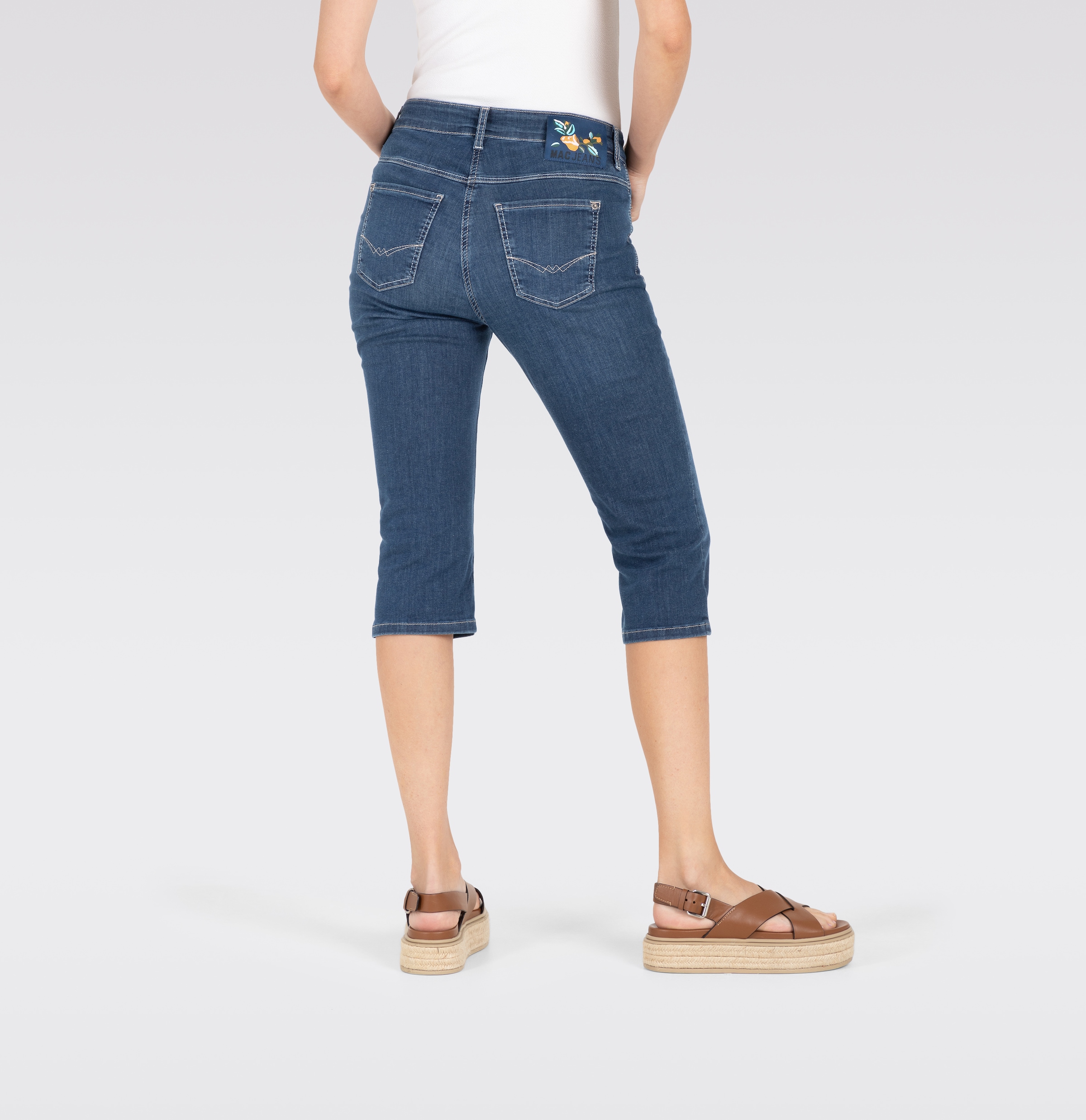 MAC Caprijeans »Dream-Sum«, Bequemer Sitz mit krempelbarem Saum
