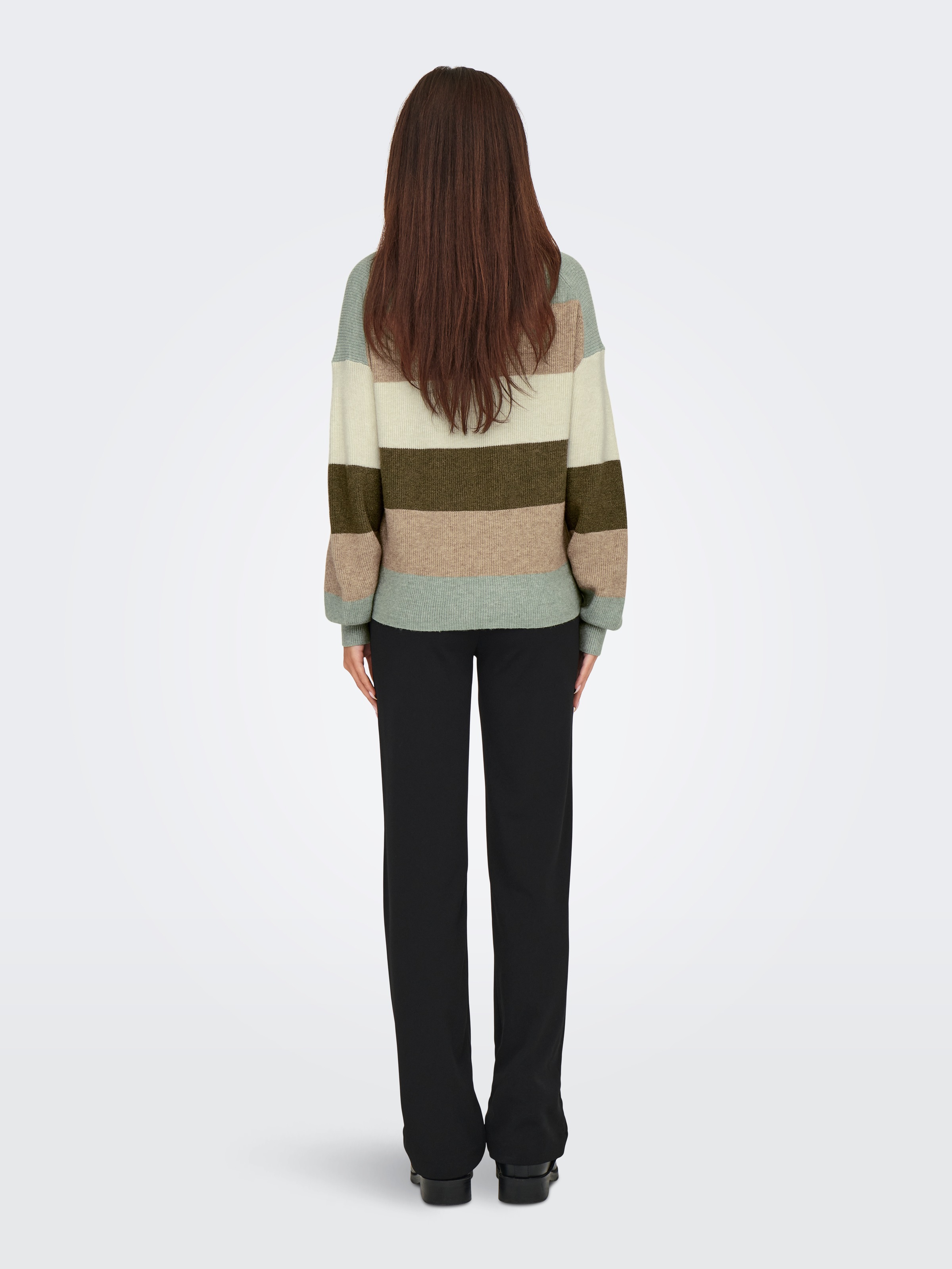ONLY Strickpullover »ONLATIA L/S STRIPE PULLOVER KNT NOOS«, mit dem auffälligen Streifenmuster