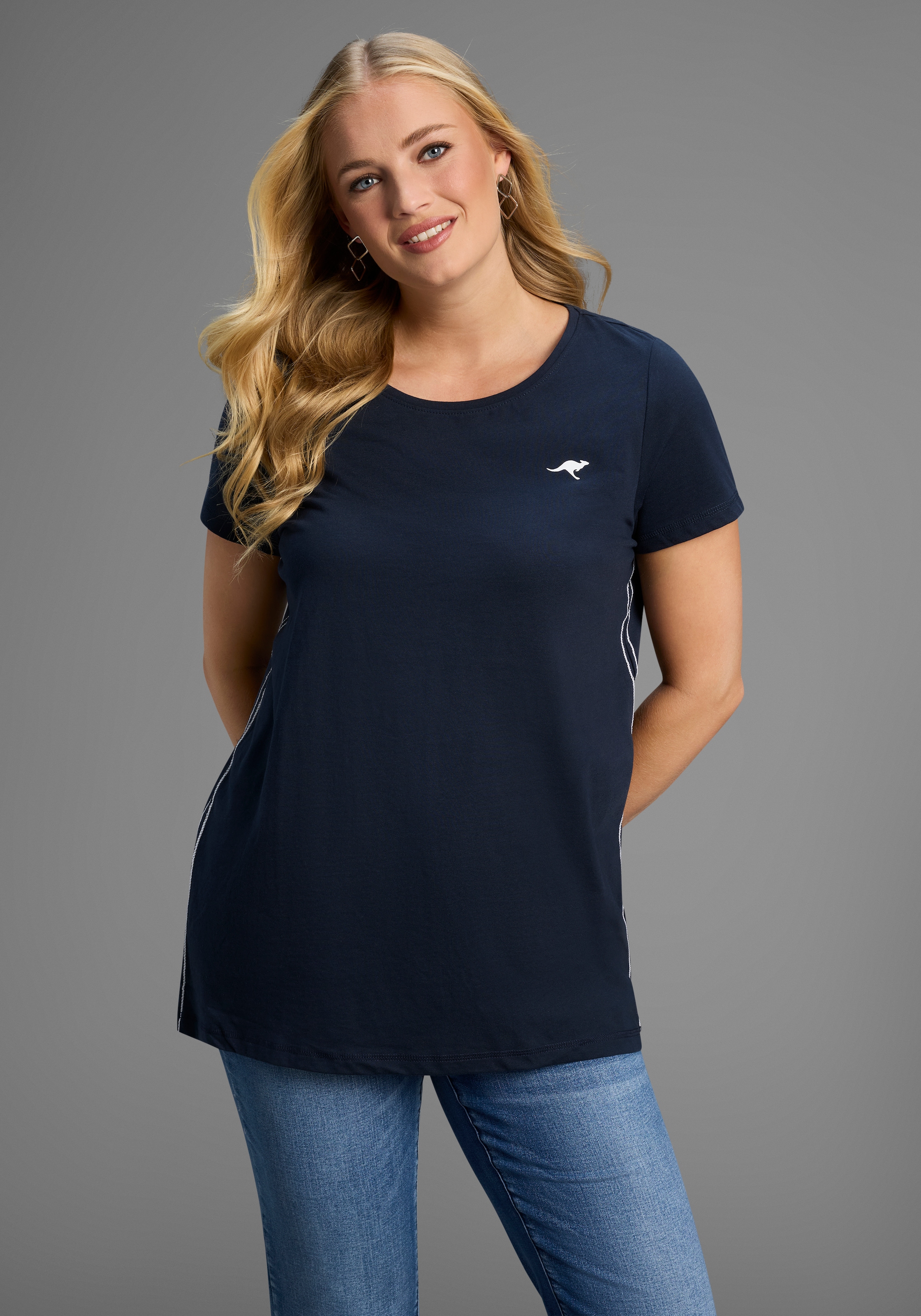 KangaROOS Longshirt, (Packung, 2 tlg., 2er-Pack), Kurzarm, figurumschmeichelnde Passform, grosse Grössen