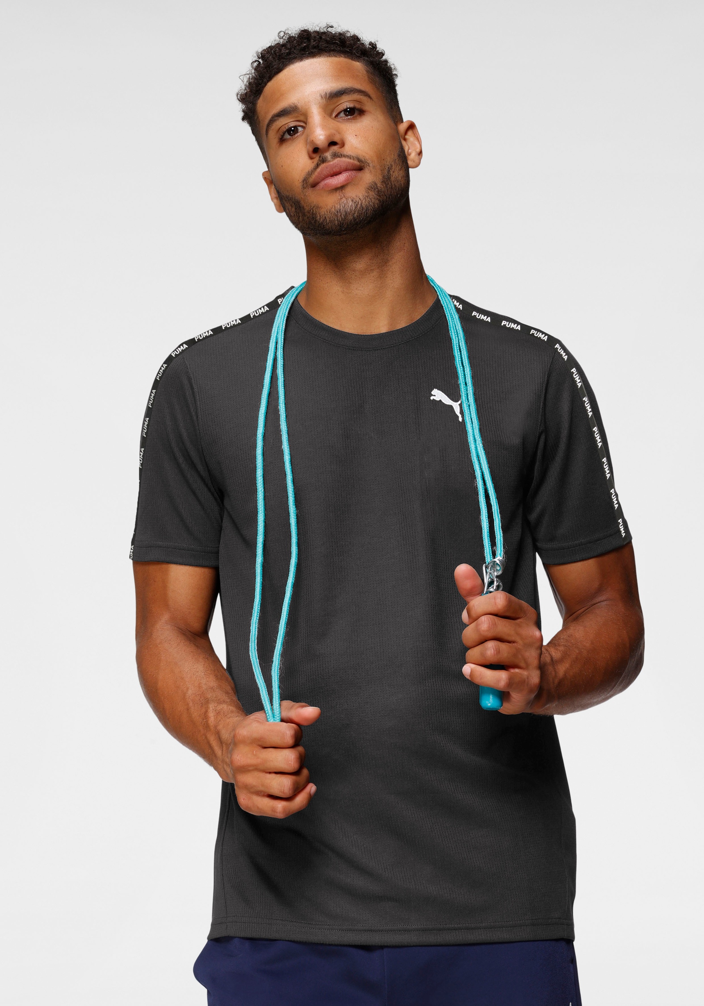 PUMA Trainingsshirt »ESSENTIALS TAPED TEE« regular fit, mit DryCELL-Technologie, atmungsaktiv