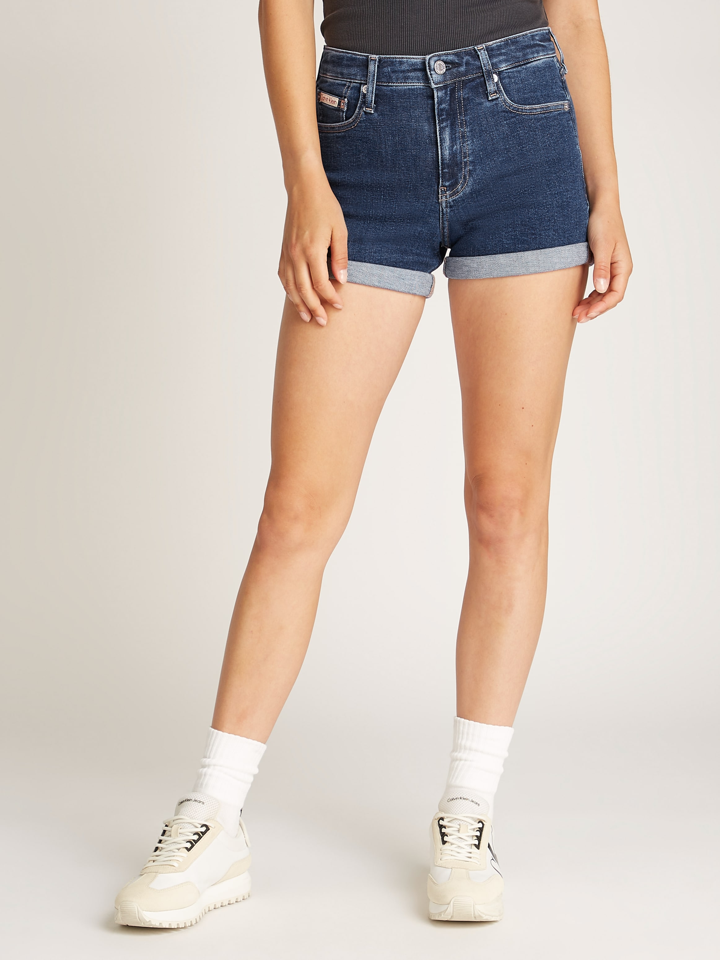 Calvin Klein Jeans Shorts »MID RISE SHORT« mit Umschlagsaum