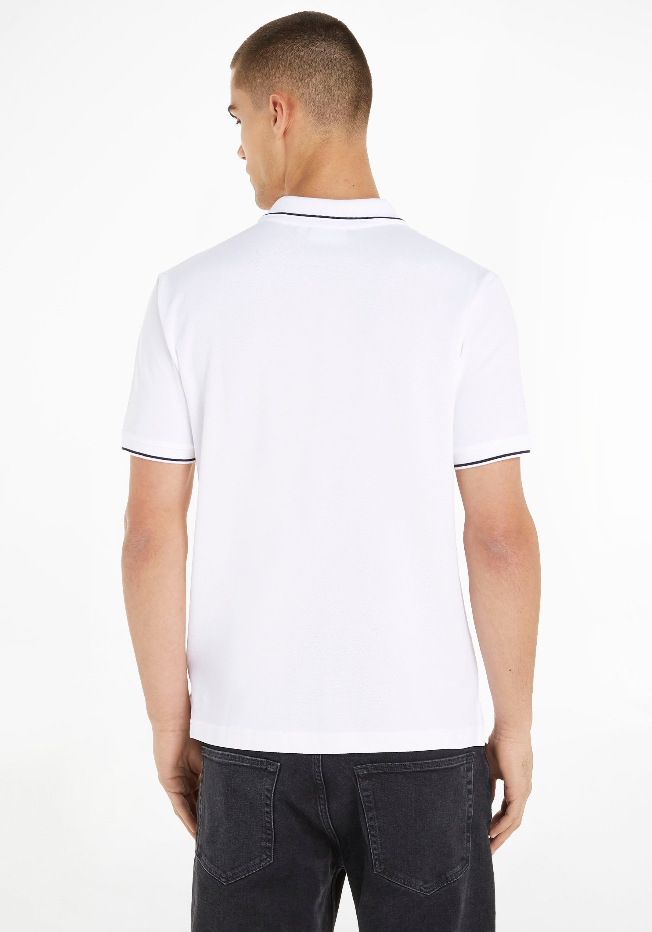 Calvin Klein | auf Logo Calvin online Brust Klein Jelmoli-Versand mit kaufen Poloshirt, der