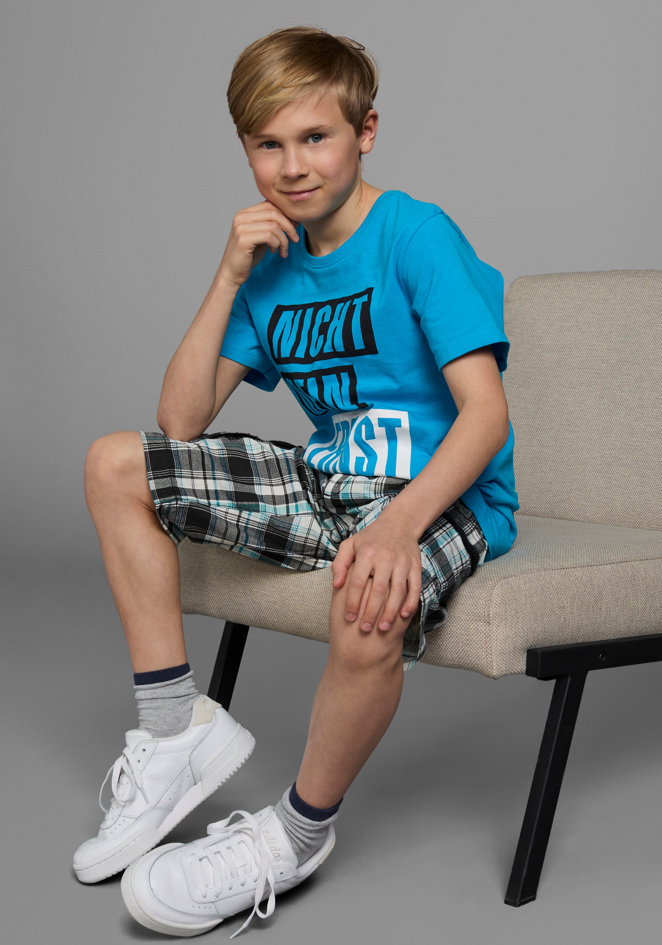 KIDSWORLD Shorts »2tlg. Bermudas mit Gürtel, Karierte Cargo-Bermudas«, (Set, 2 tlg.), mit Textilgürtel